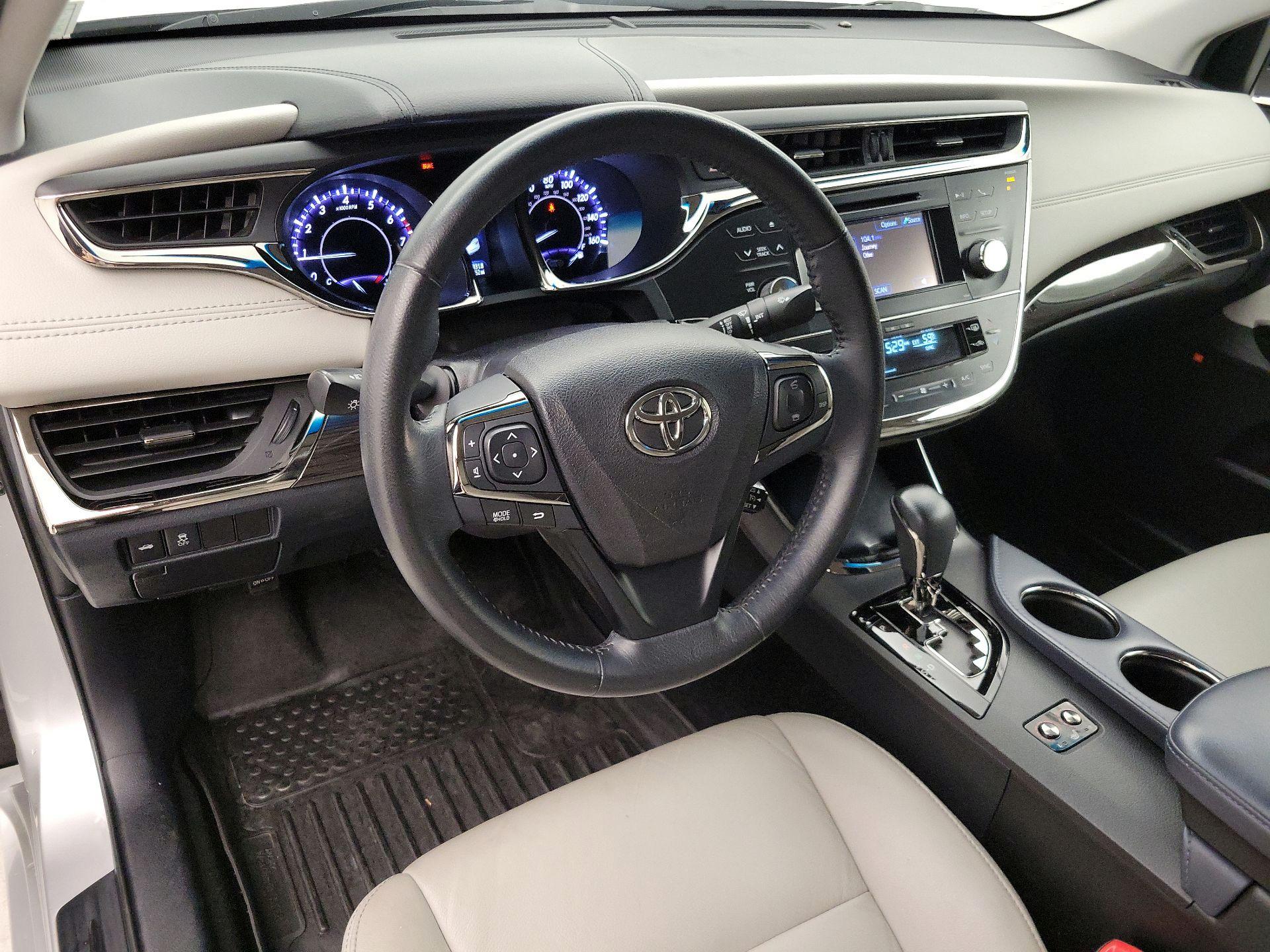 Thumbnail: 2014 Toyota Avalon - 9