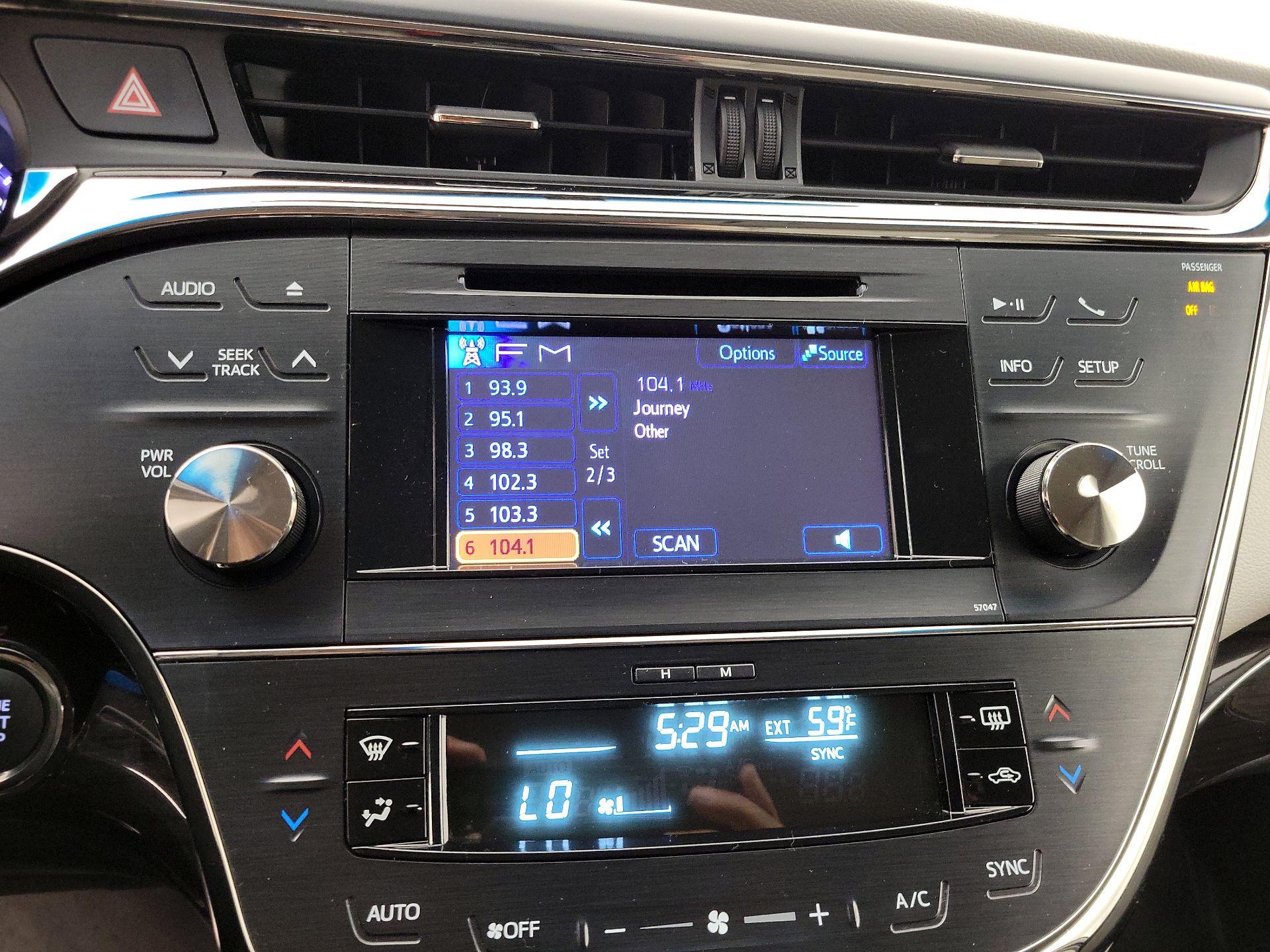 Thumbnail: 2014 Toyota Avalon - 15
