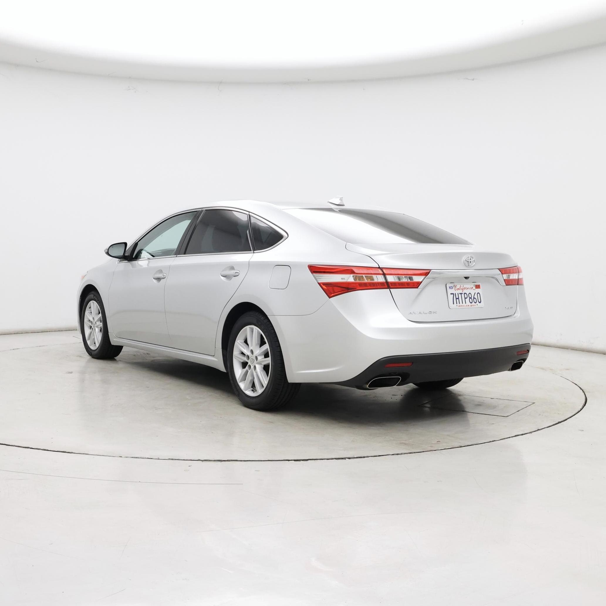 Thumbnail: 2014 Toyota Avalon - 2