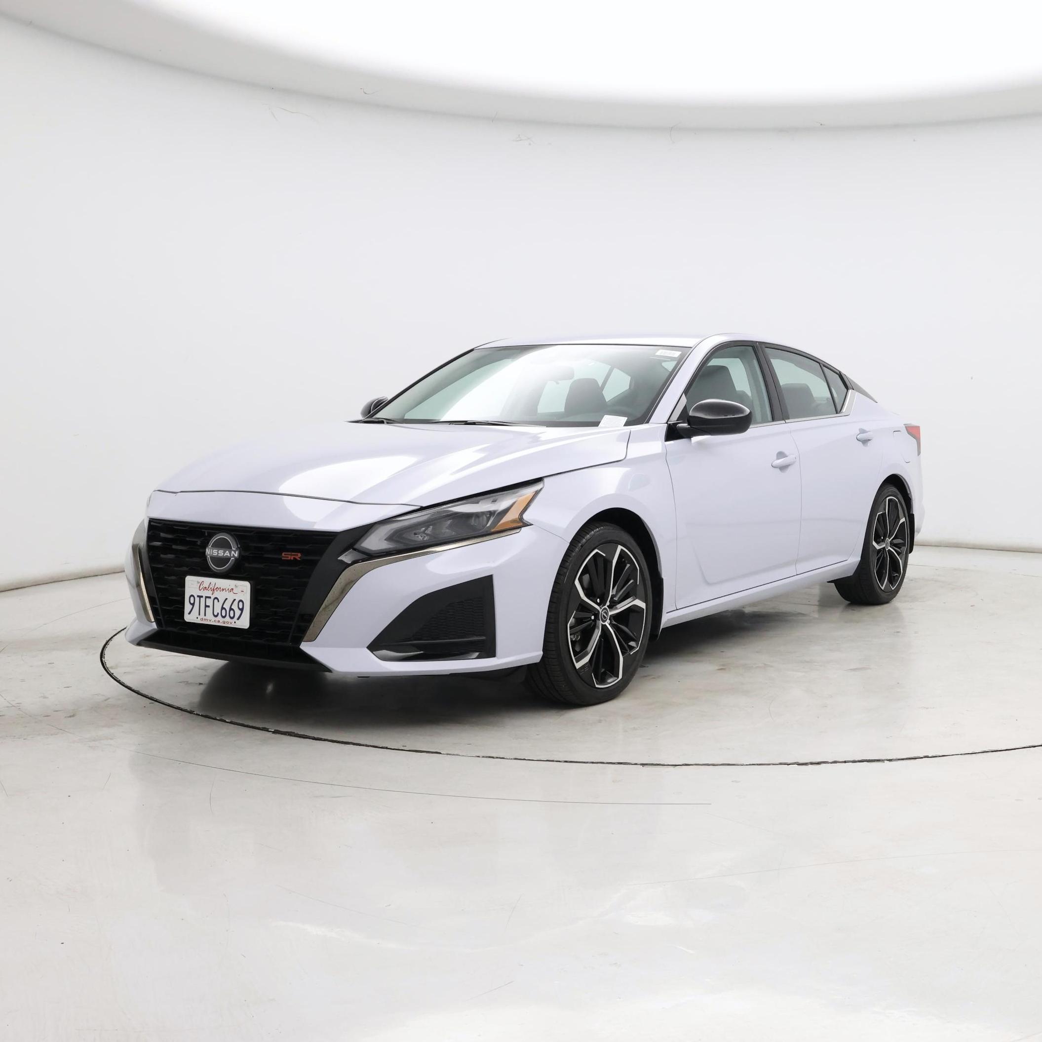 Thumbnail: 2025 Nissan Altima - 4