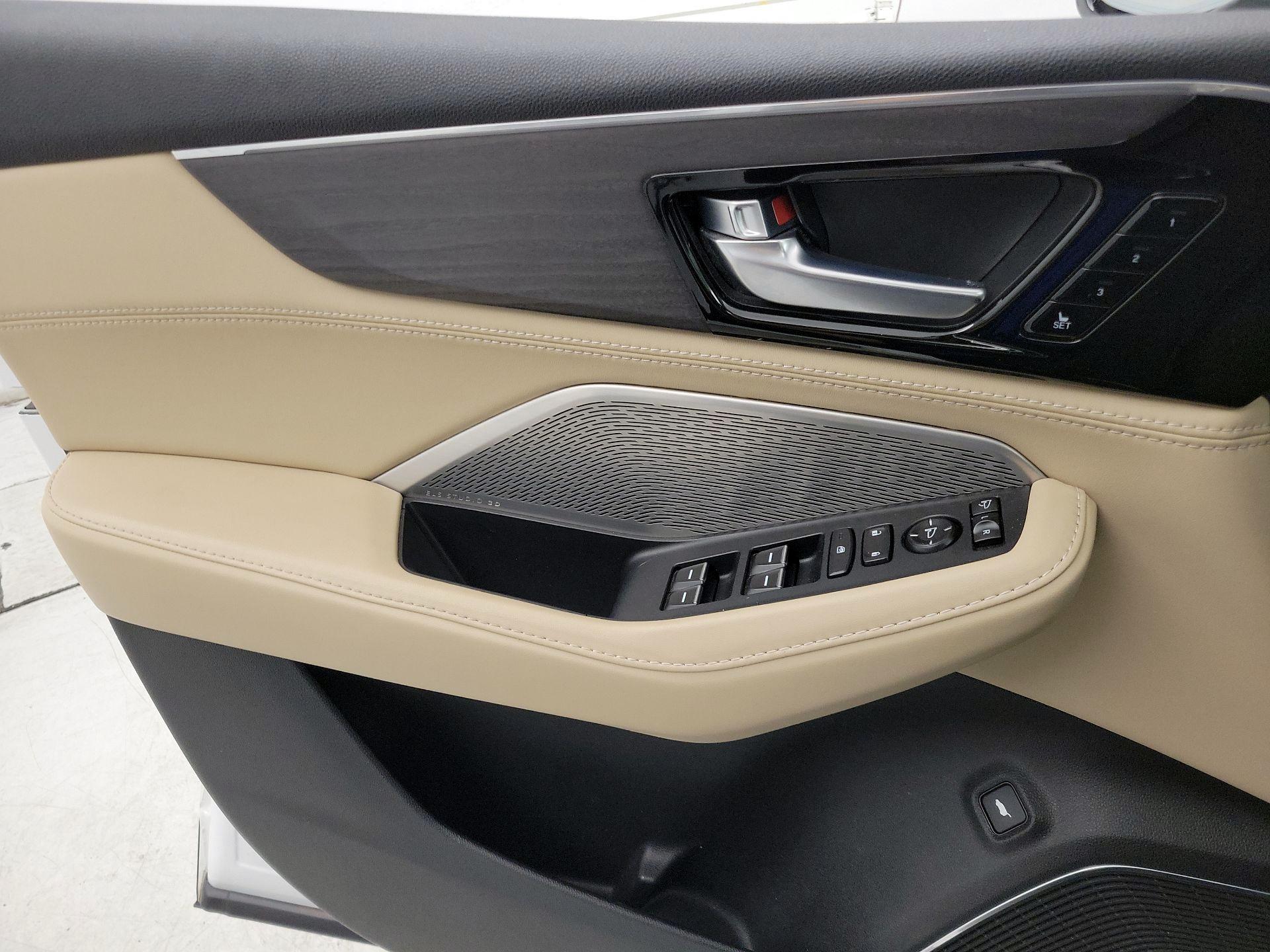 Thumbnail: 2022 Acura MDX - 12