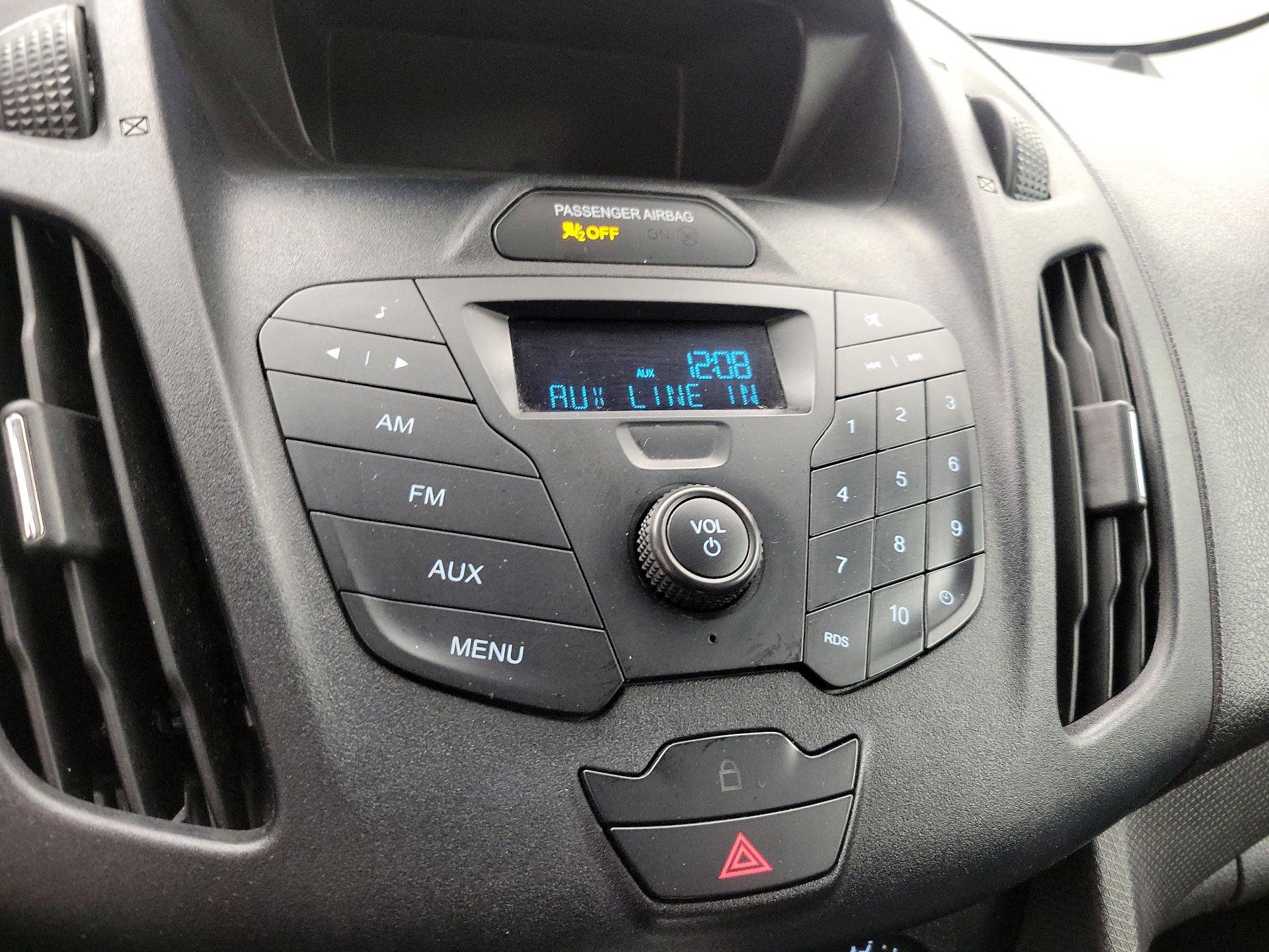 Thumbnail: 2018 Ford Transit Series - 14