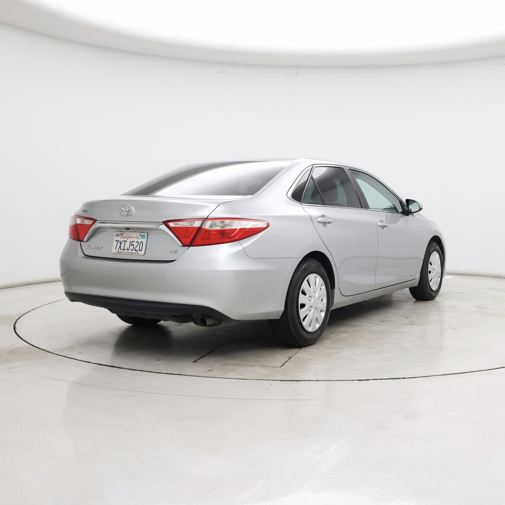 Thumbnail: 2017 Toyota Camry - 8