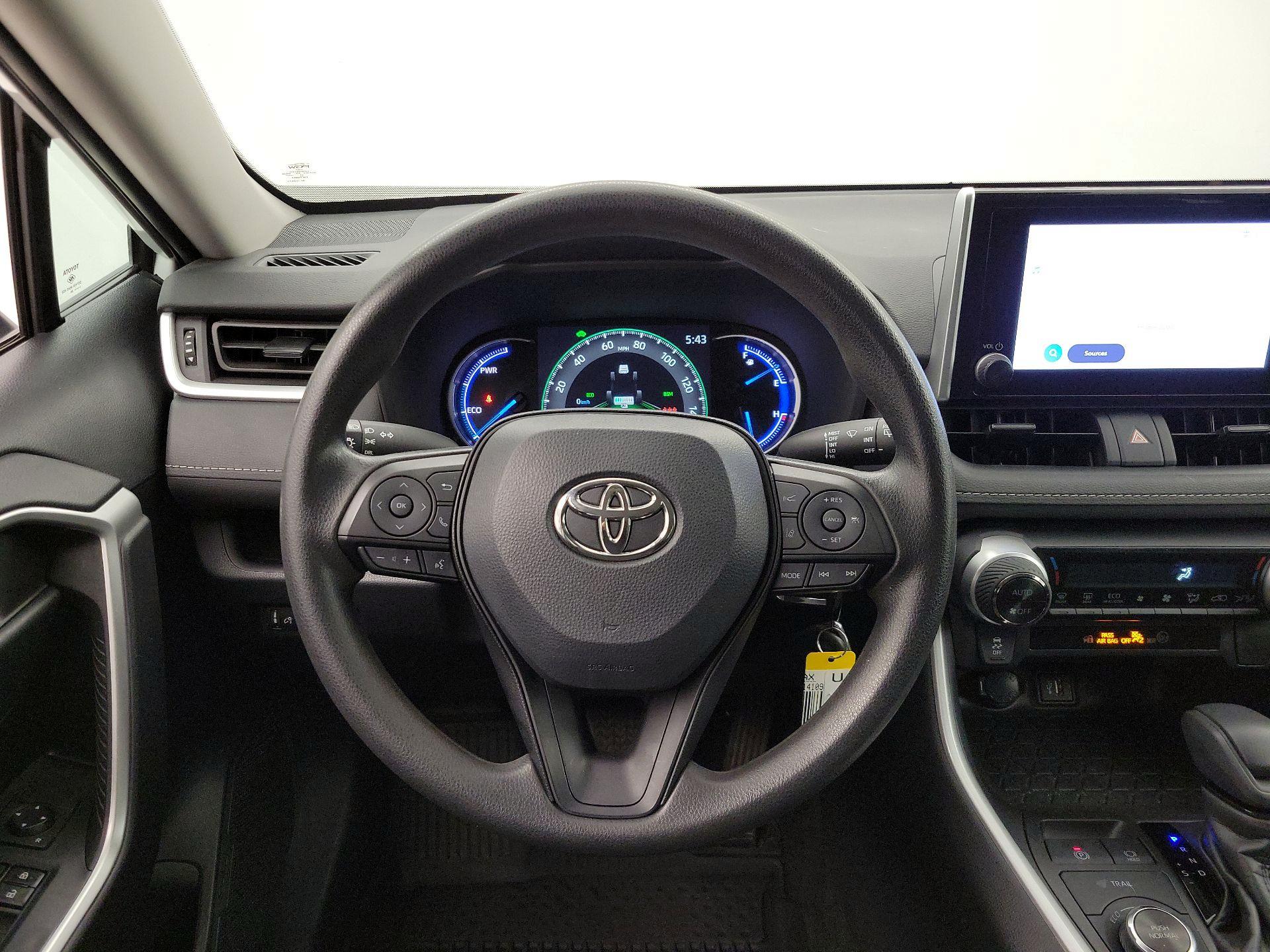 Thumbnail: 2024 Toyota RAV4 - 10