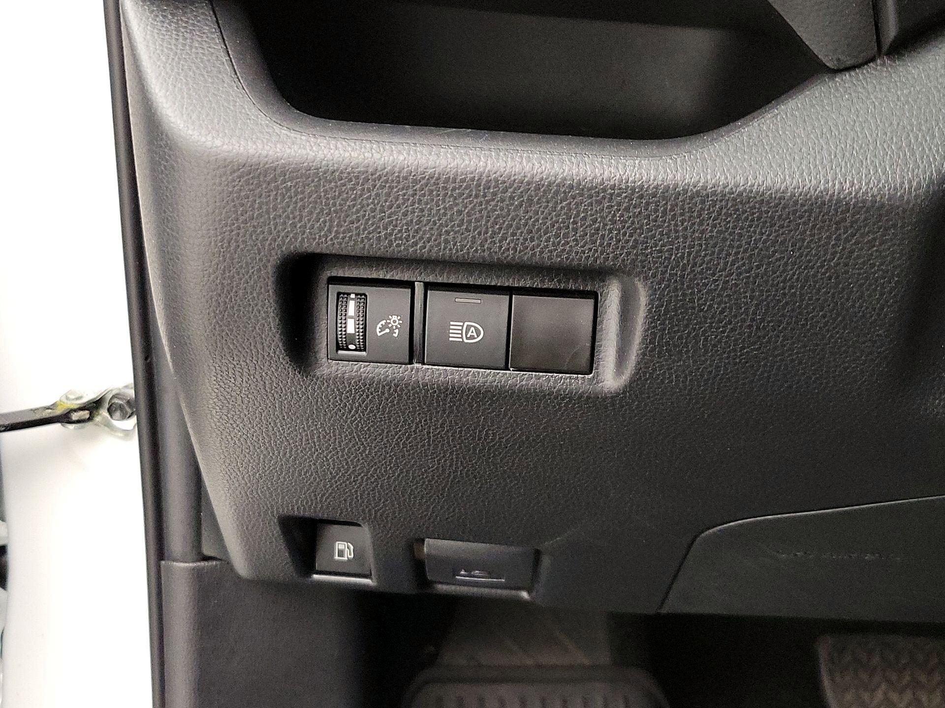 Thumbnail: 2024 Toyota RAV4 - 13