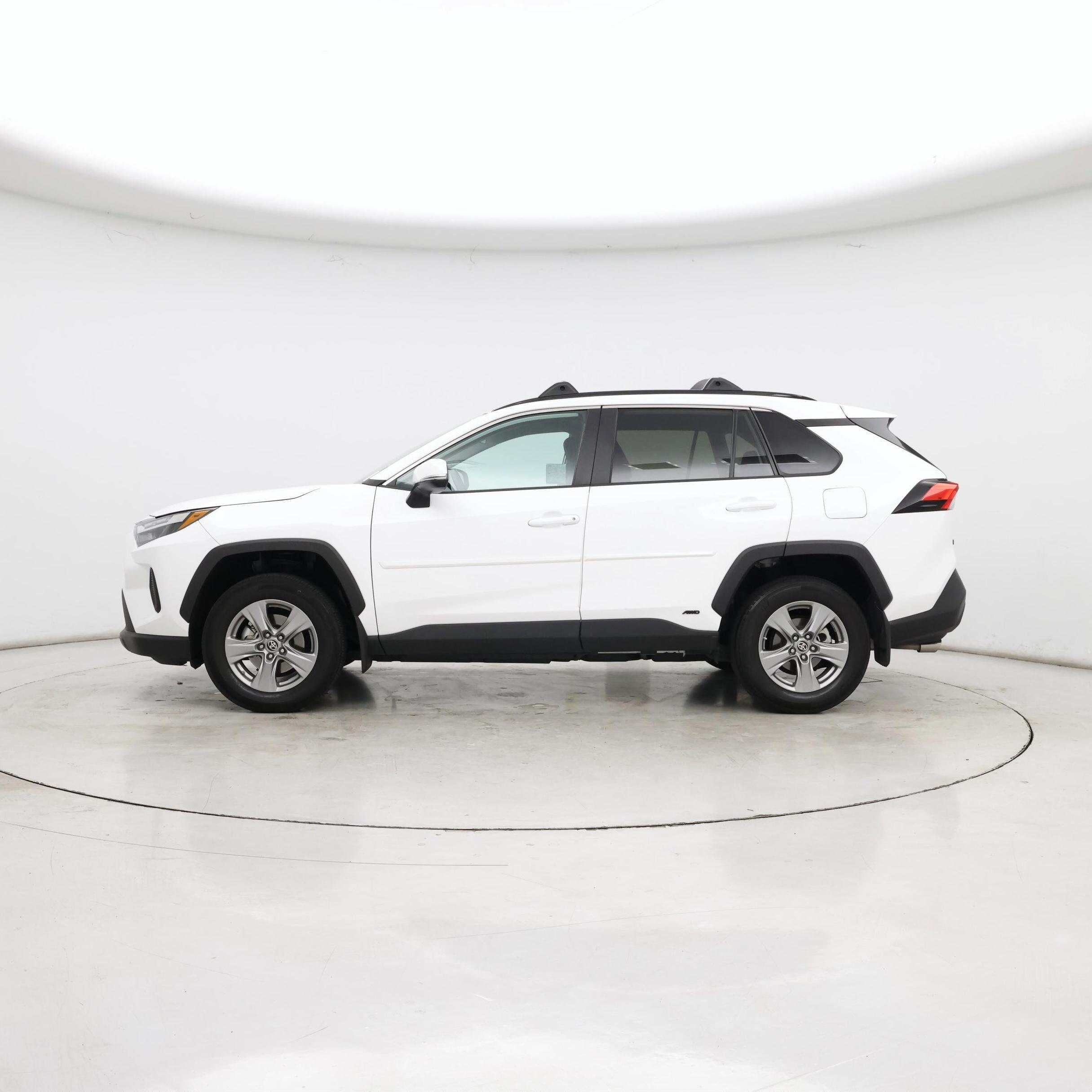 Thumbnail: 2024 Toyota RAV4 - 3