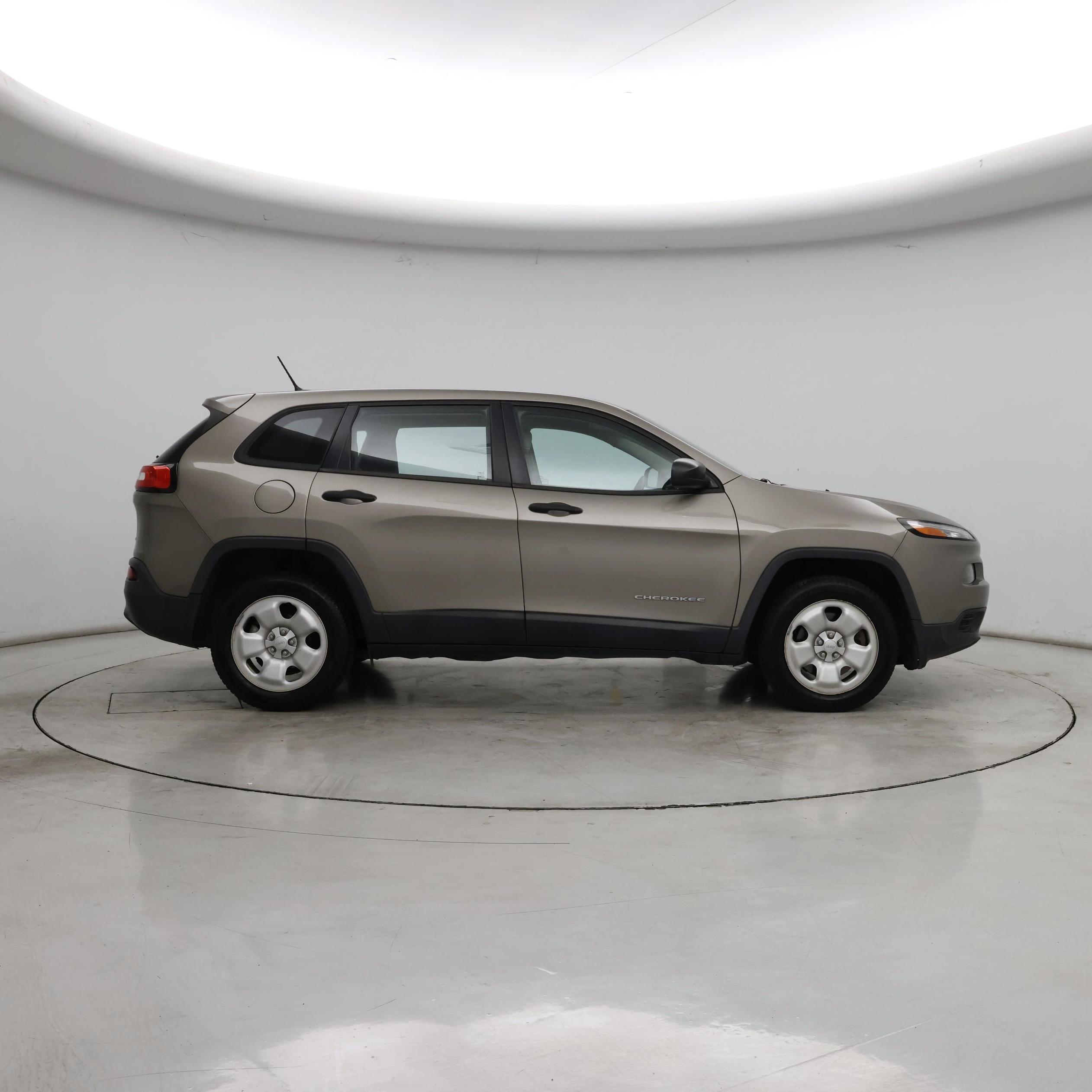 Thumbnail: 2017 Jeep Cherokee - 7