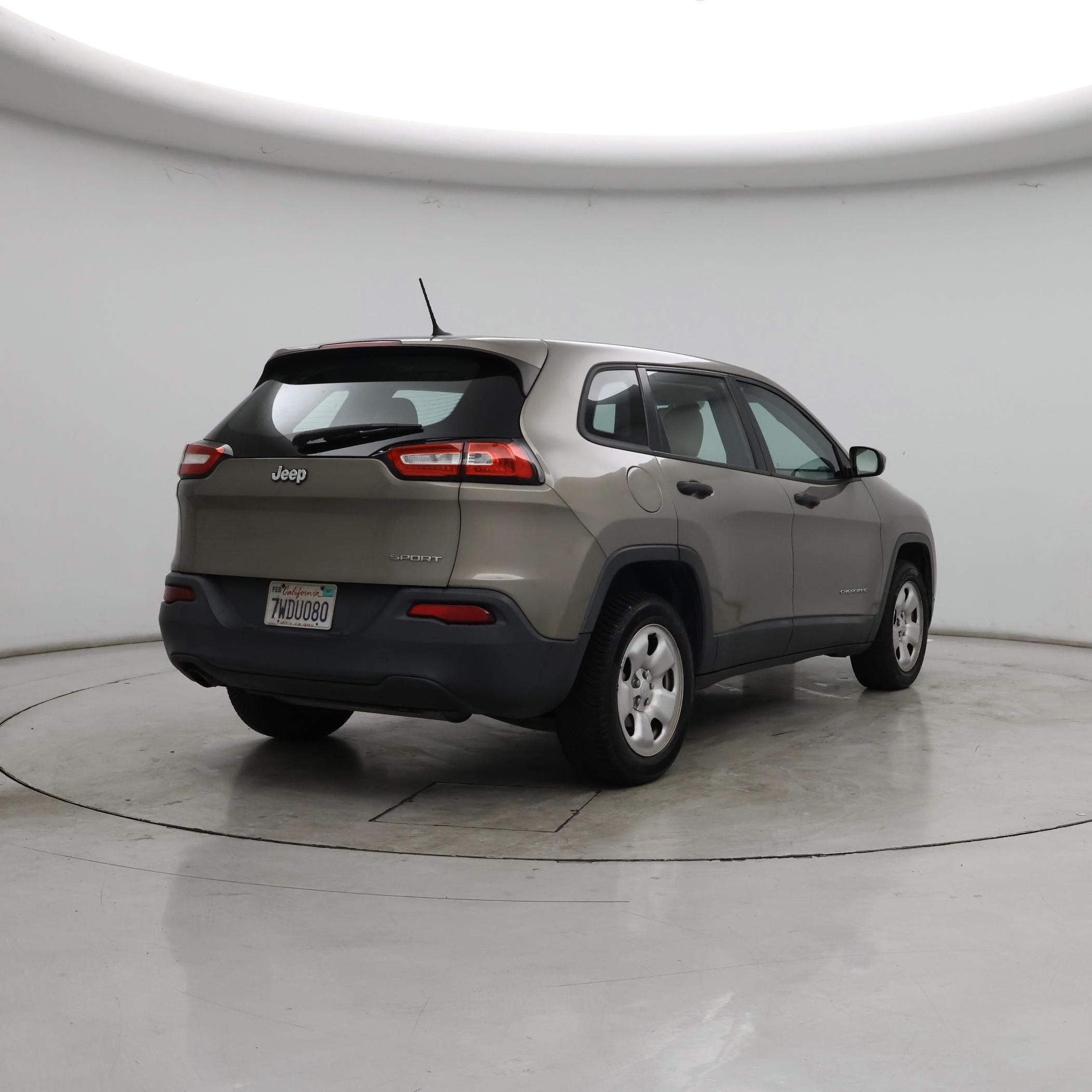 Thumbnail: 2017 Jeep Cherokee - 8