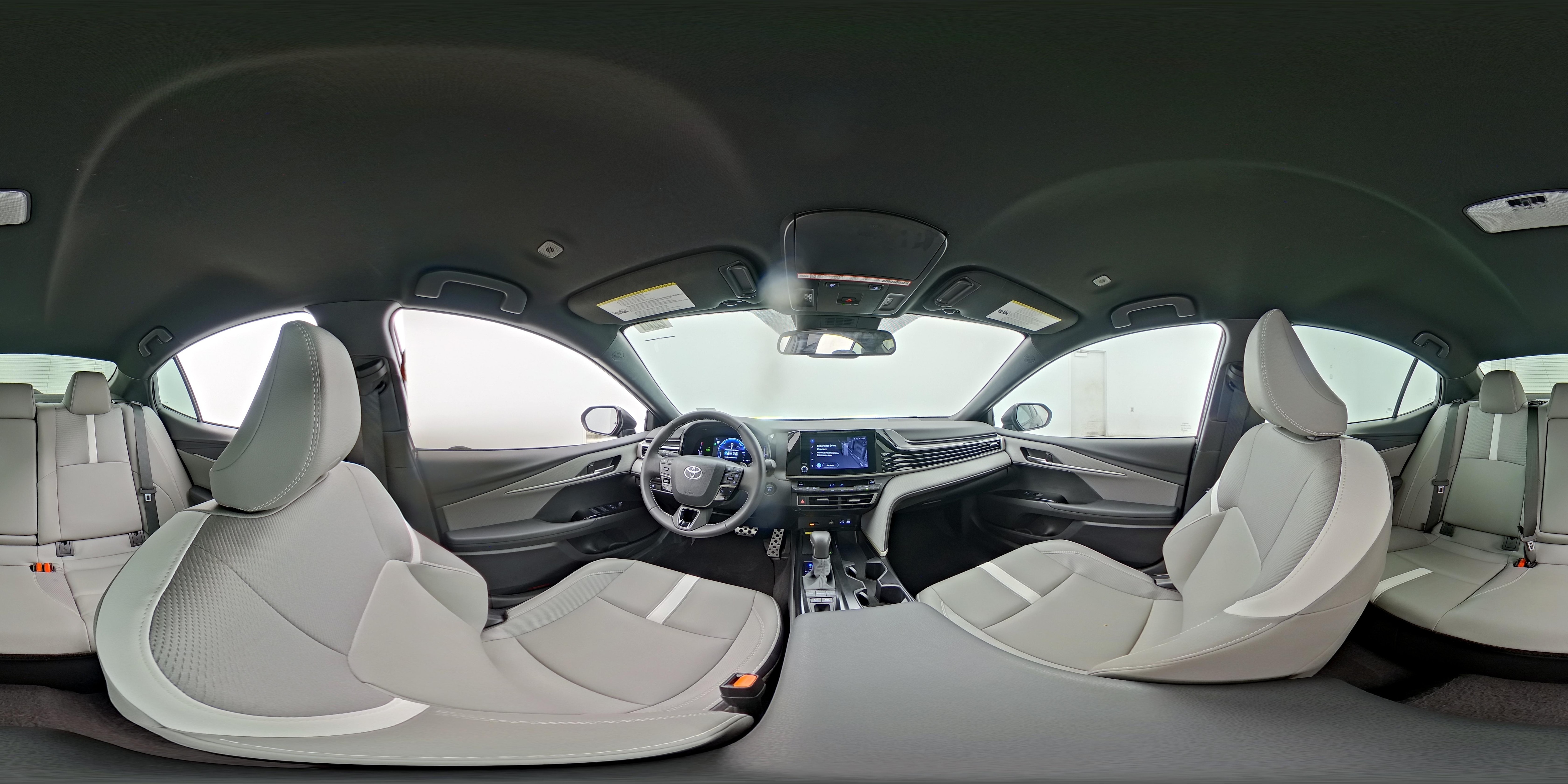 2026 Toyota Camry SE - Photo 24