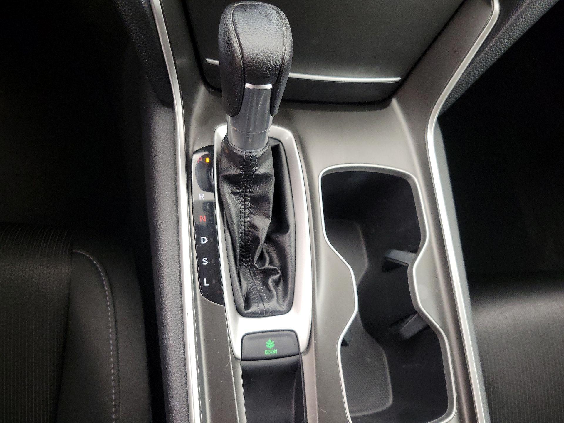 Thumbnail: 2019 Honda Accord - 17