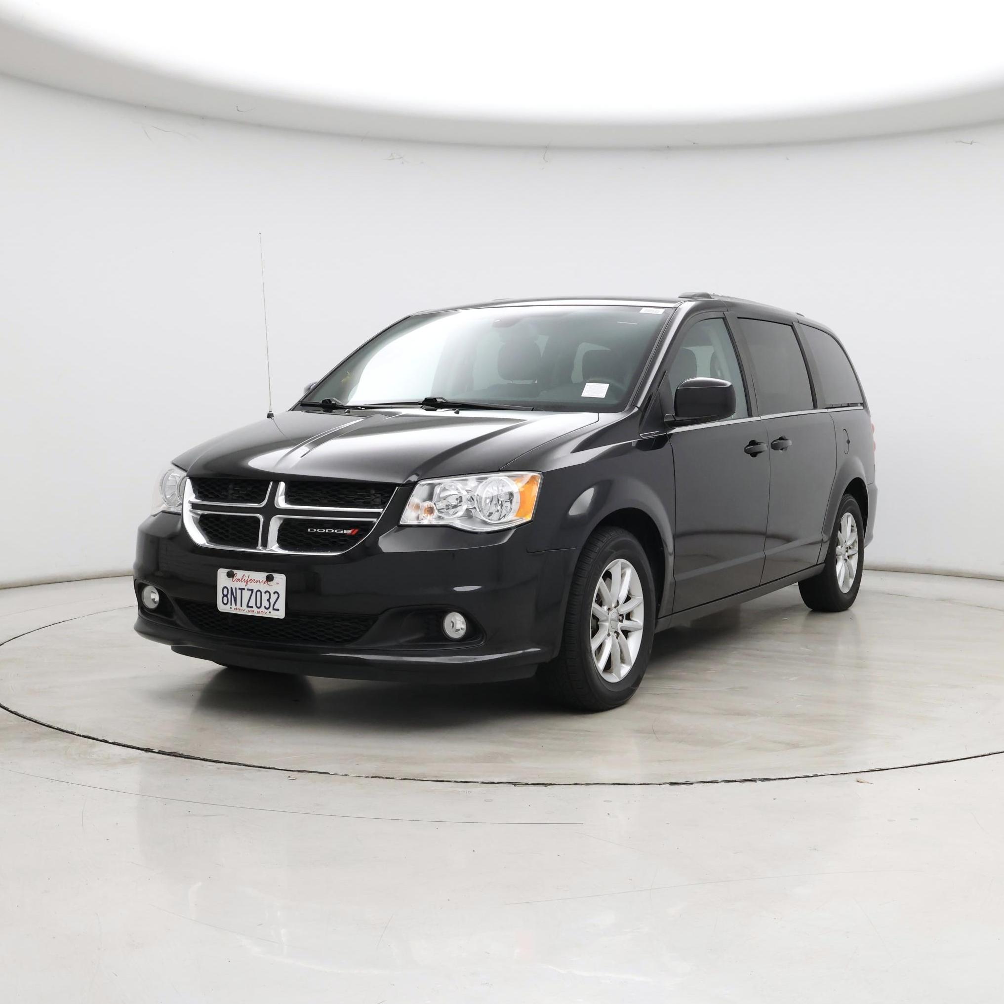 Thumbnail: 2019 Dodge Grand Caravan - 4