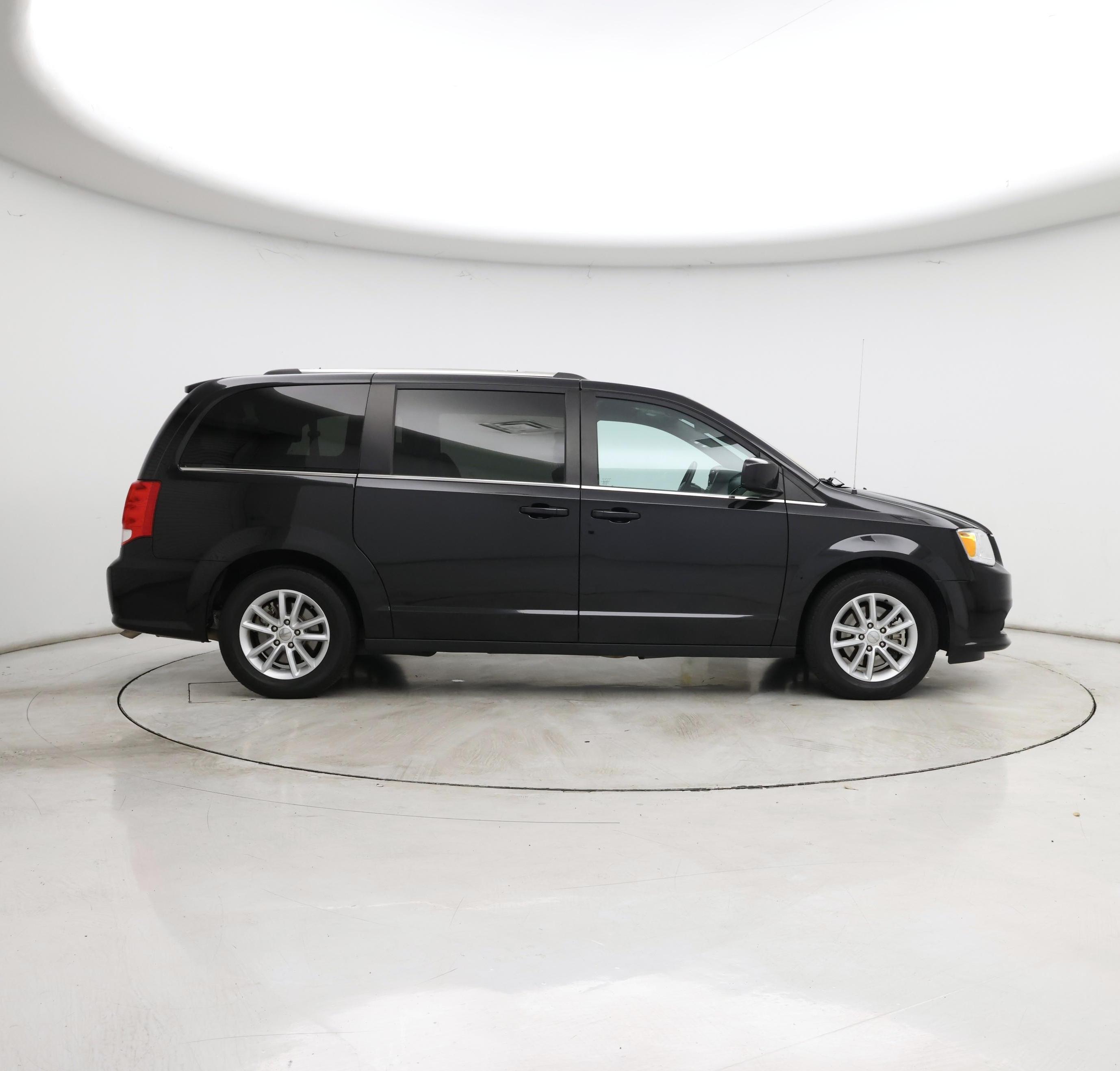 Thumbnail: 2019 Dodge Grand Caravan - 7