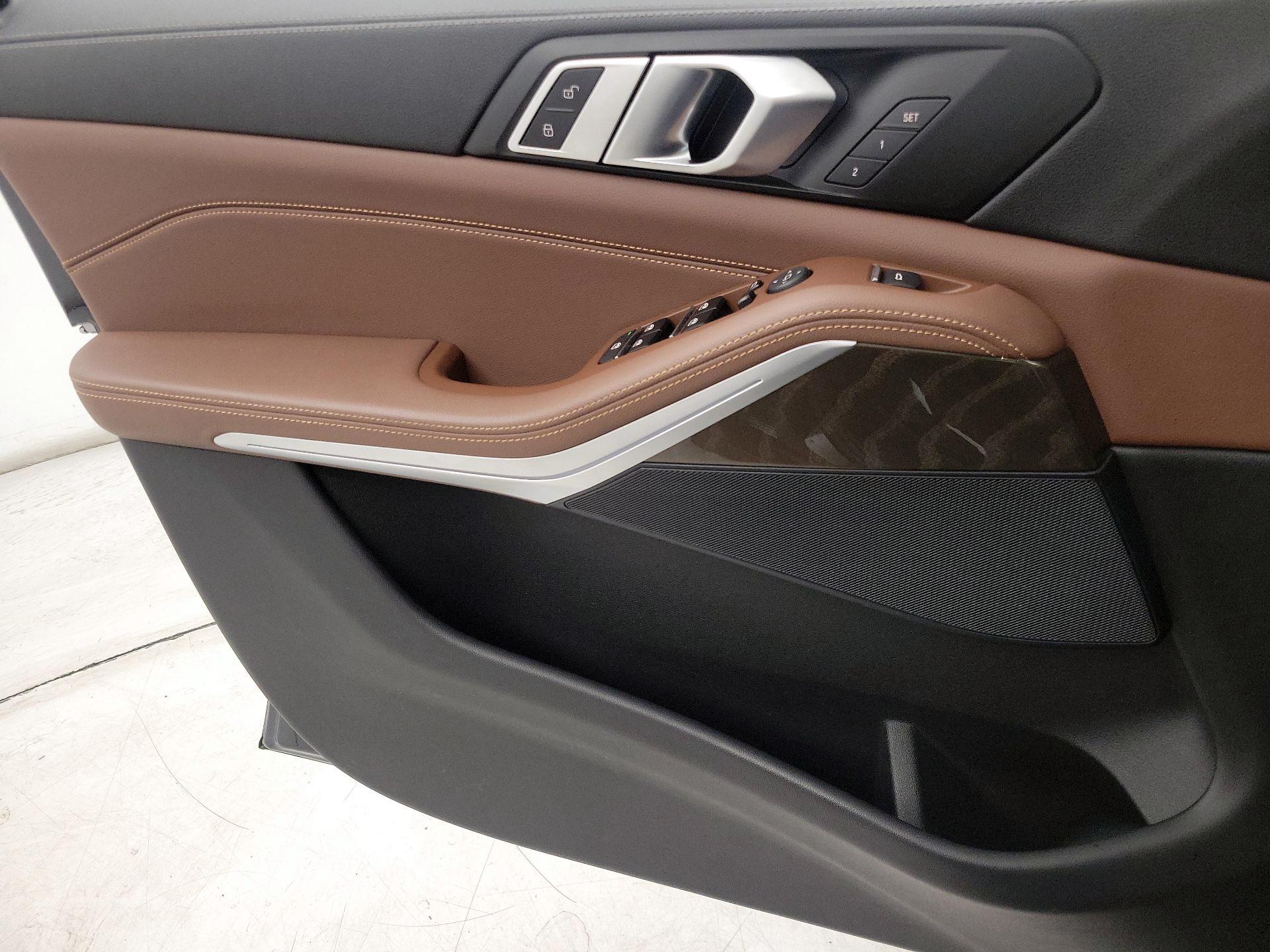 Thumbnail: 2022 BMW X5 - 12