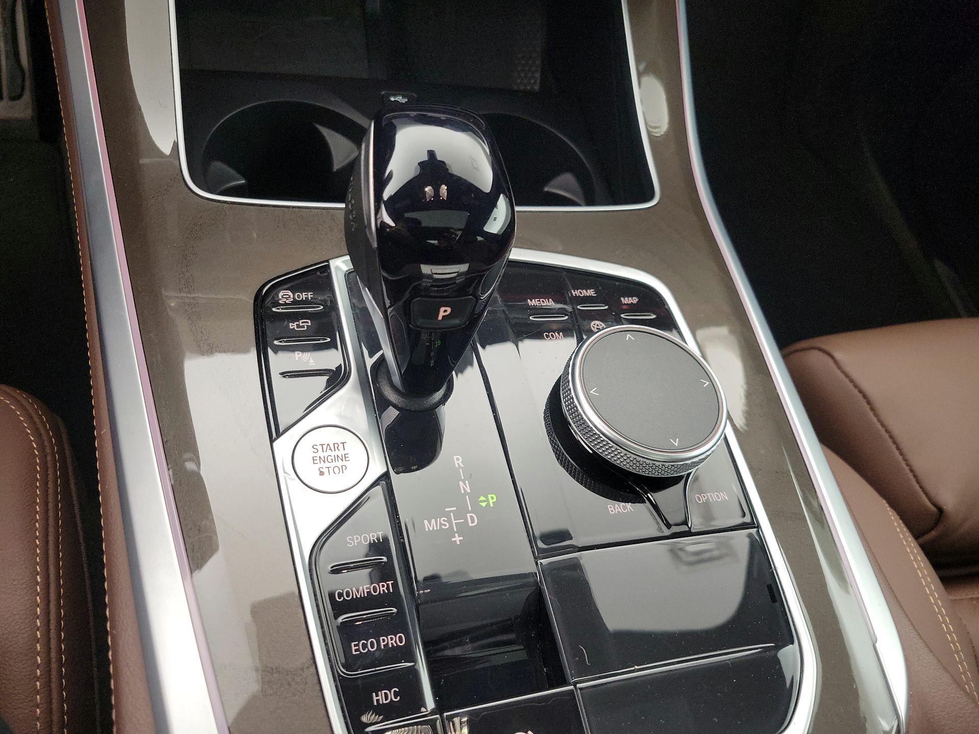Thumbnail: 2022 BMW X5 - 18