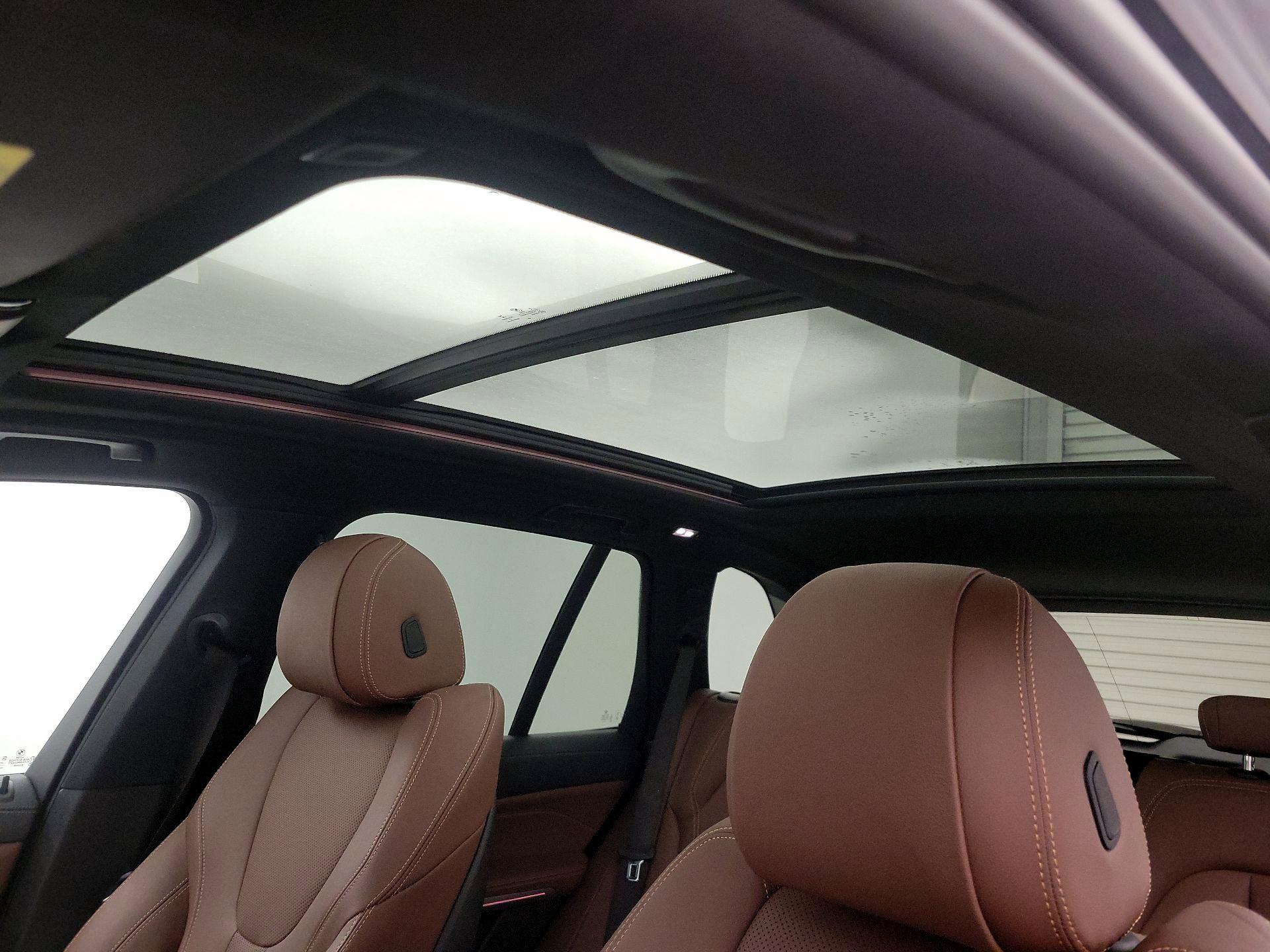 Thumbnail: 2022 BMW X5 - 20