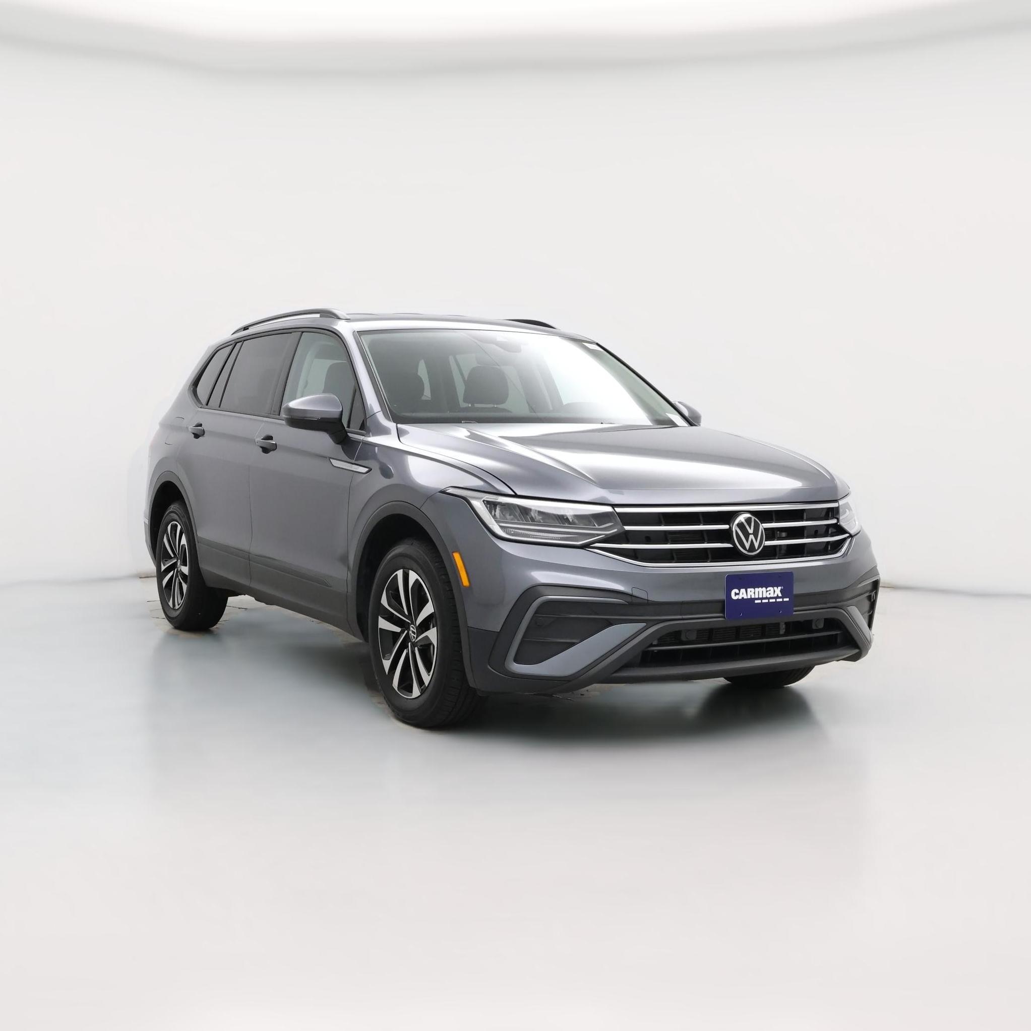 Thumbnail: 2023 Volkswagen Tiguan - 1