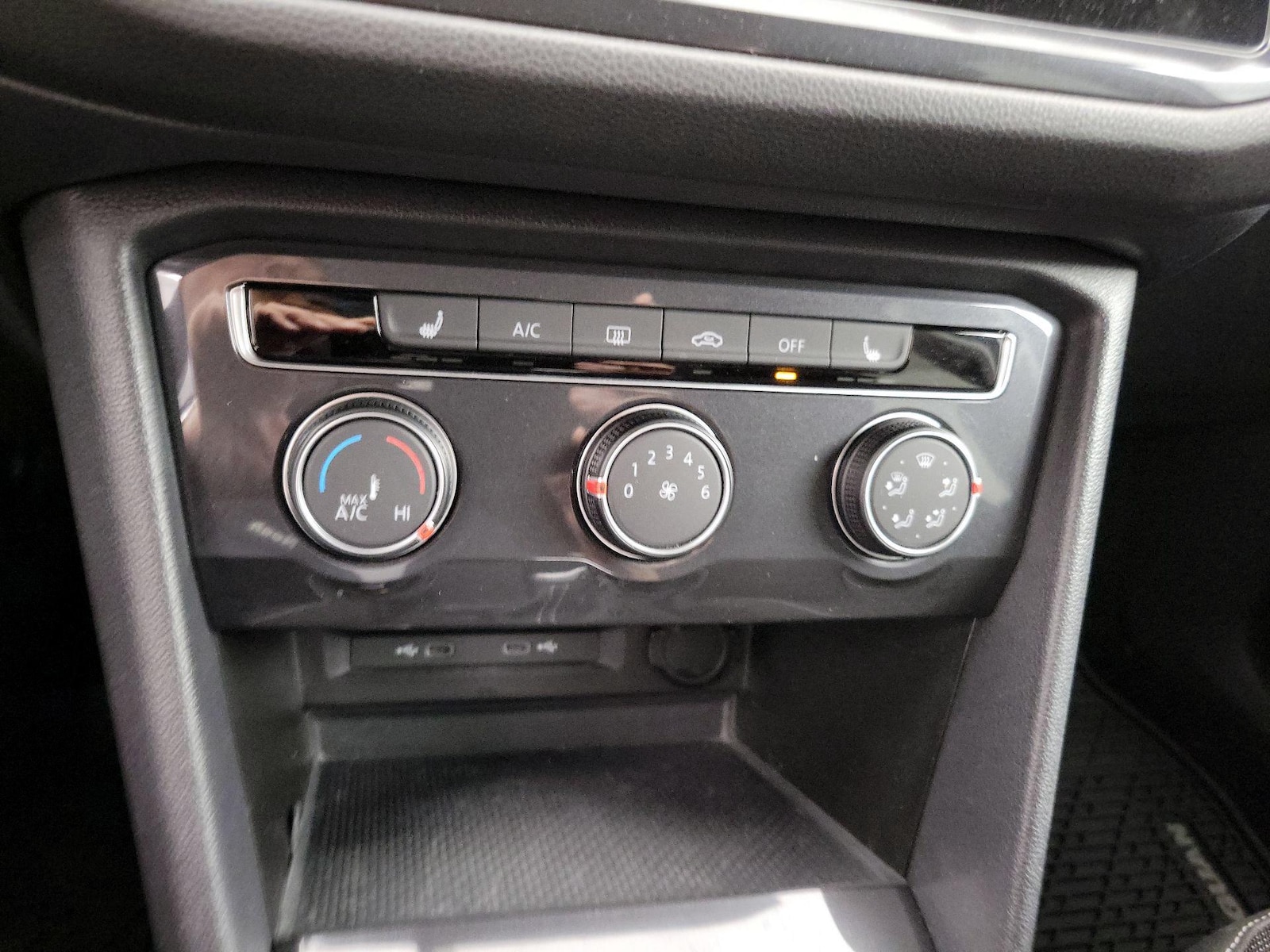 2023 Volkswagen Tiguan S - Photo 17