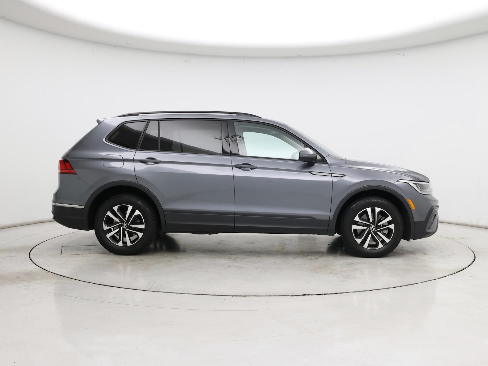 2023 Volkswagen Tiguan S - Photo 8