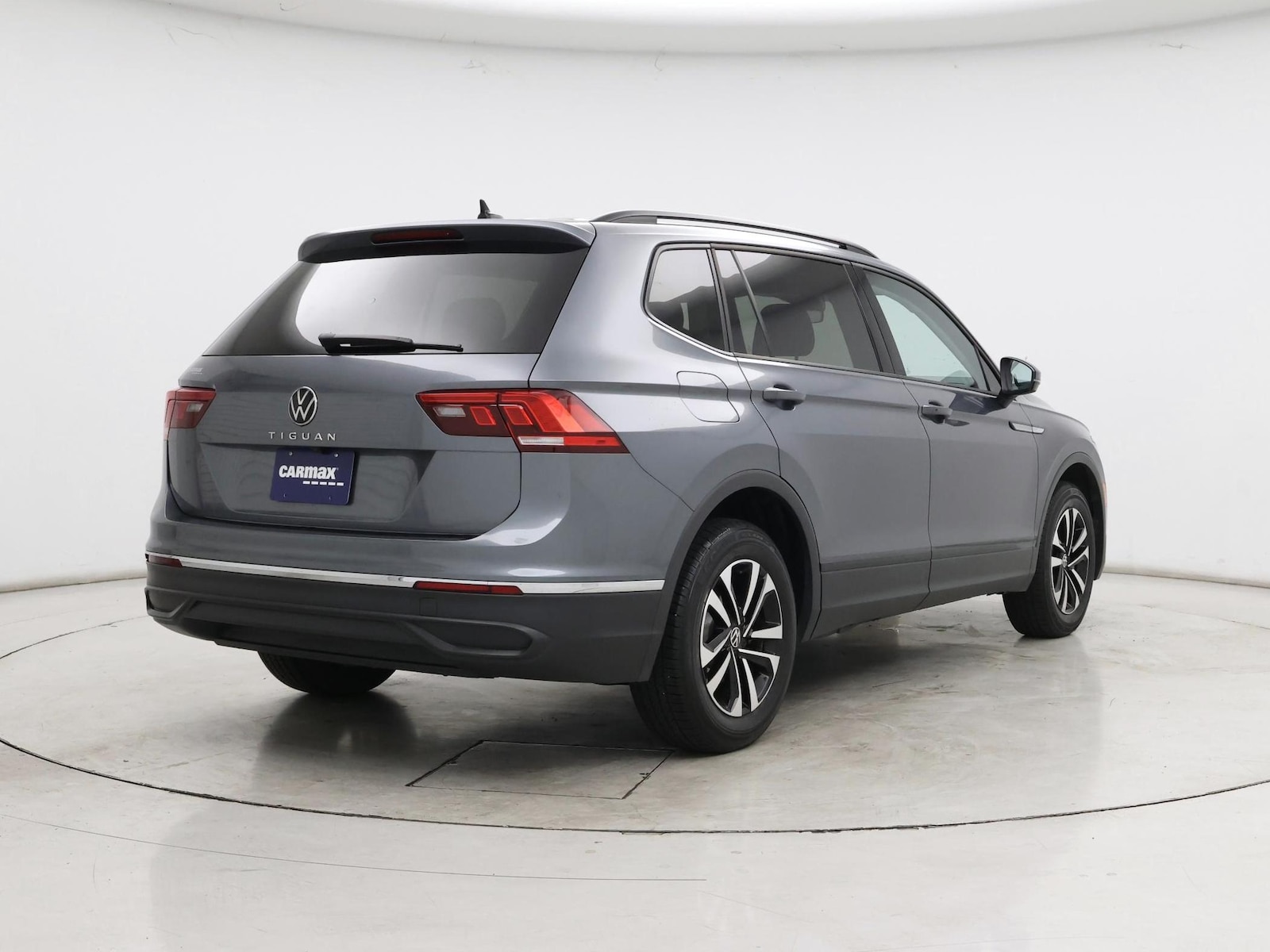 2023 Volkswagen Tiguan S - Photo 9
