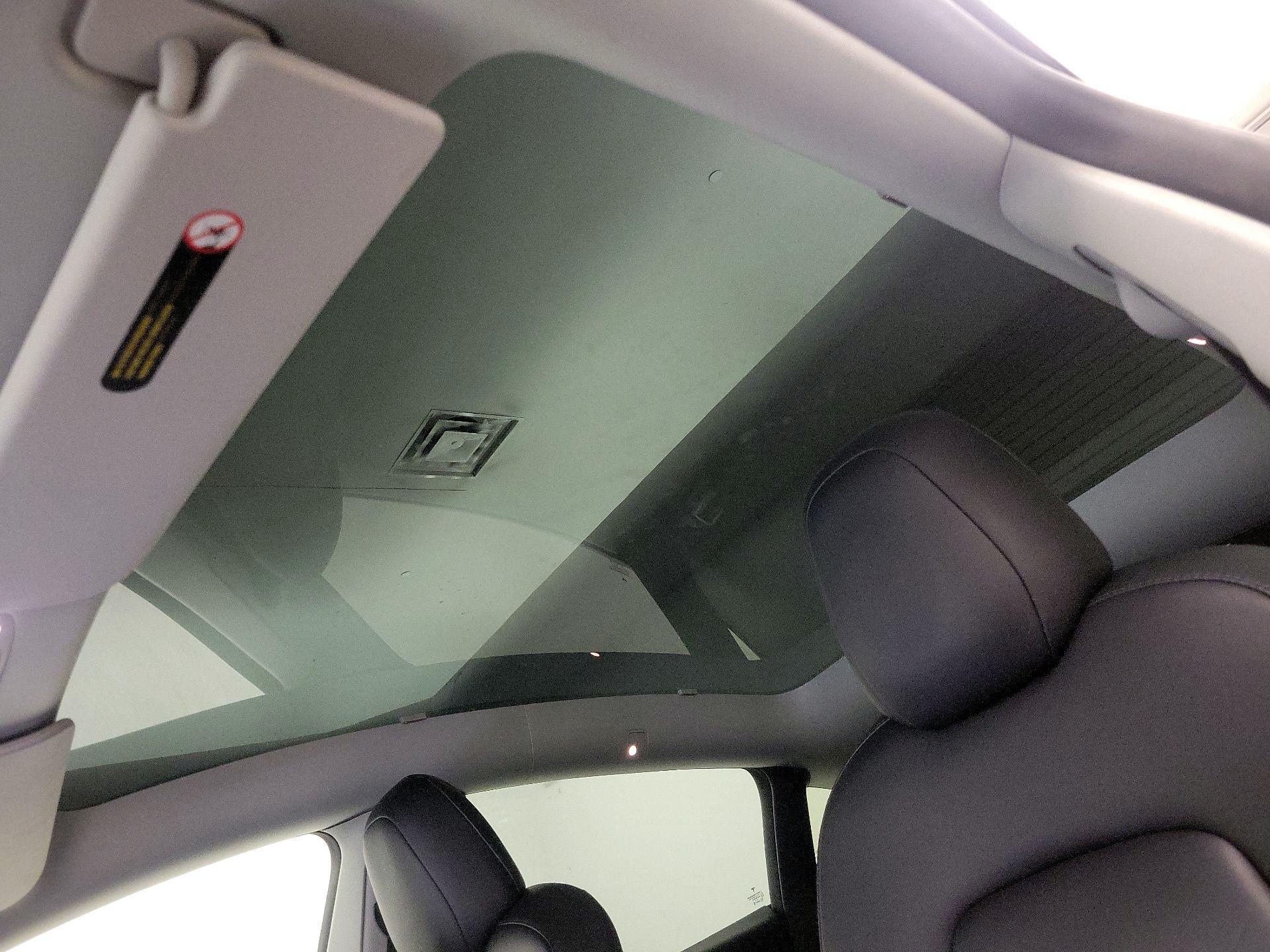 Thumbnail: 2022 Tesla Model Y - 20