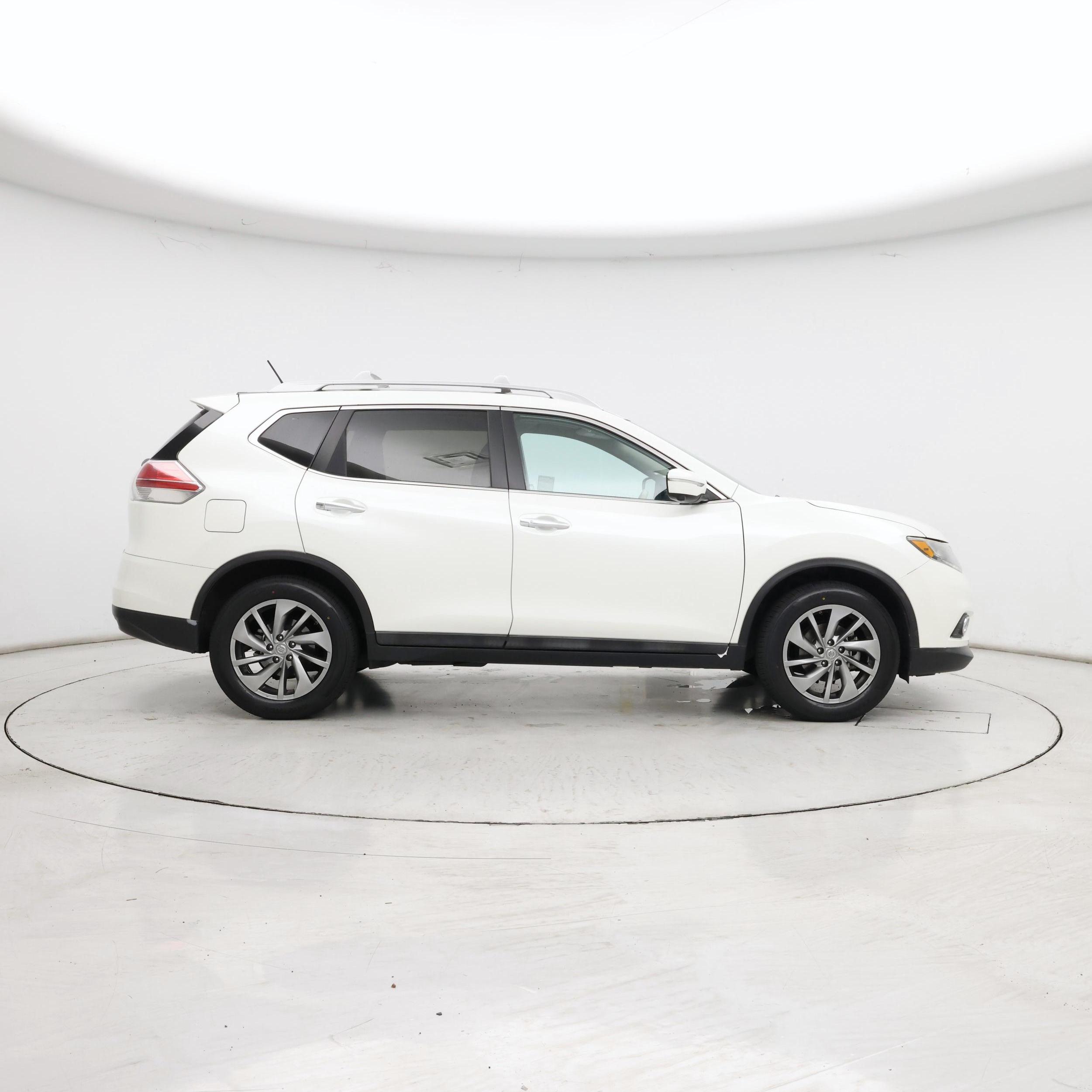 Thumbnail: 2015 Nissan Rogue - 7