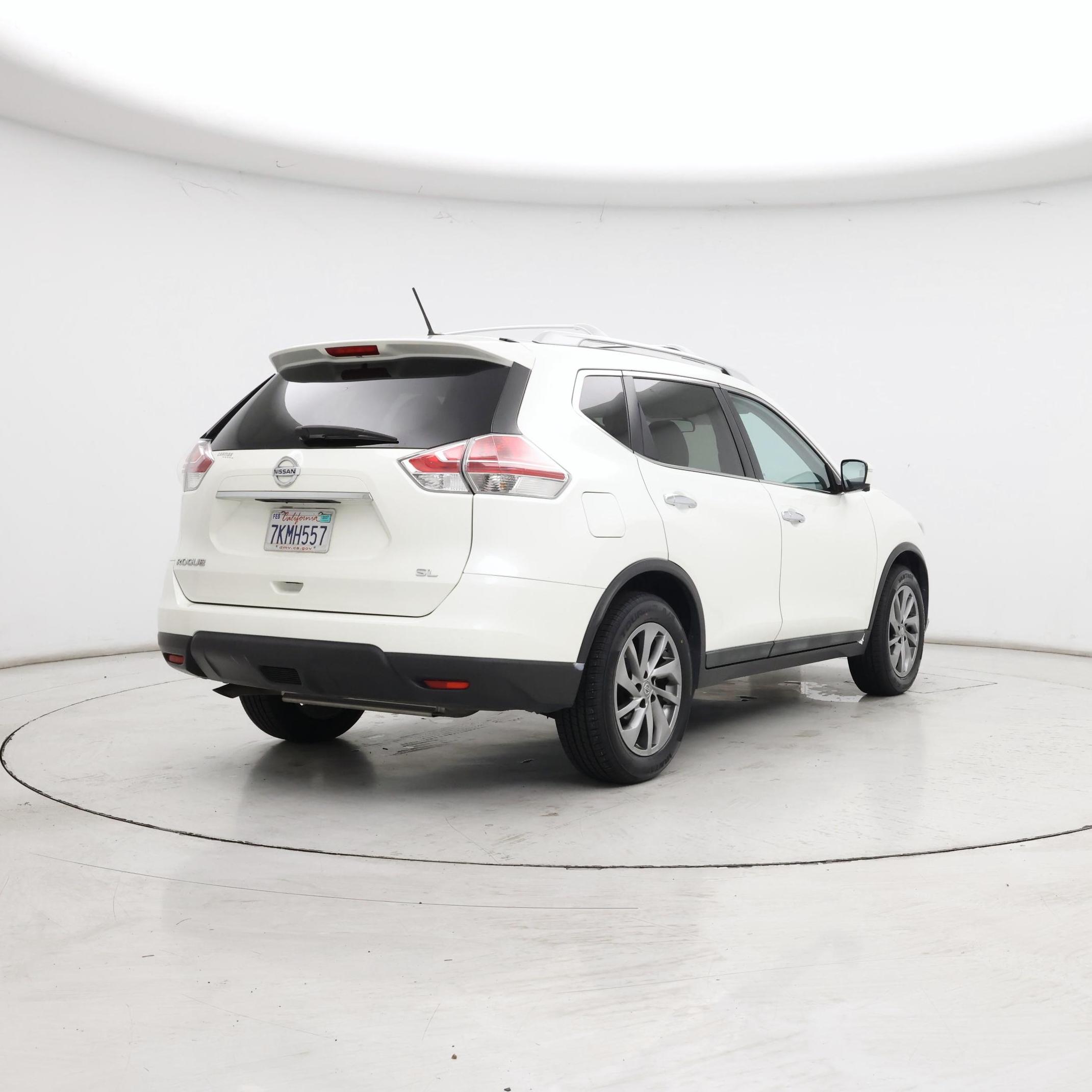 Thumbnail: 2015 Nissan Rogue - 8