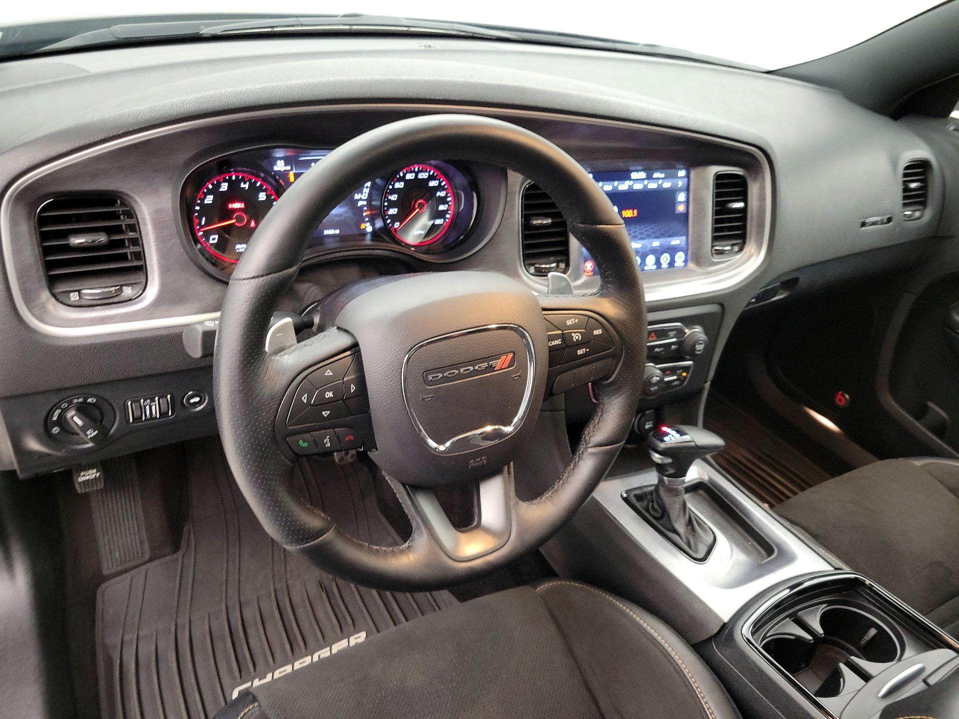 Thumbnail: 2017 Dodge Charger - 9