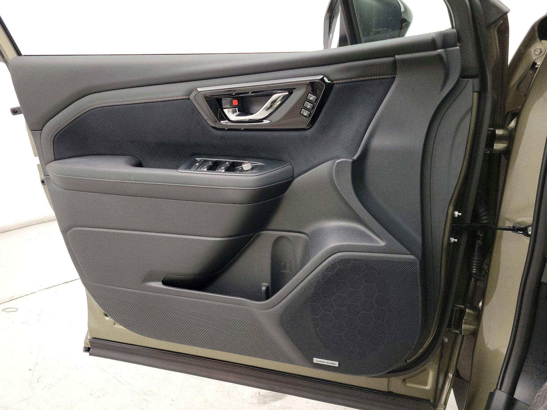 Thumbnail: 2025 Subaru Forester - 12