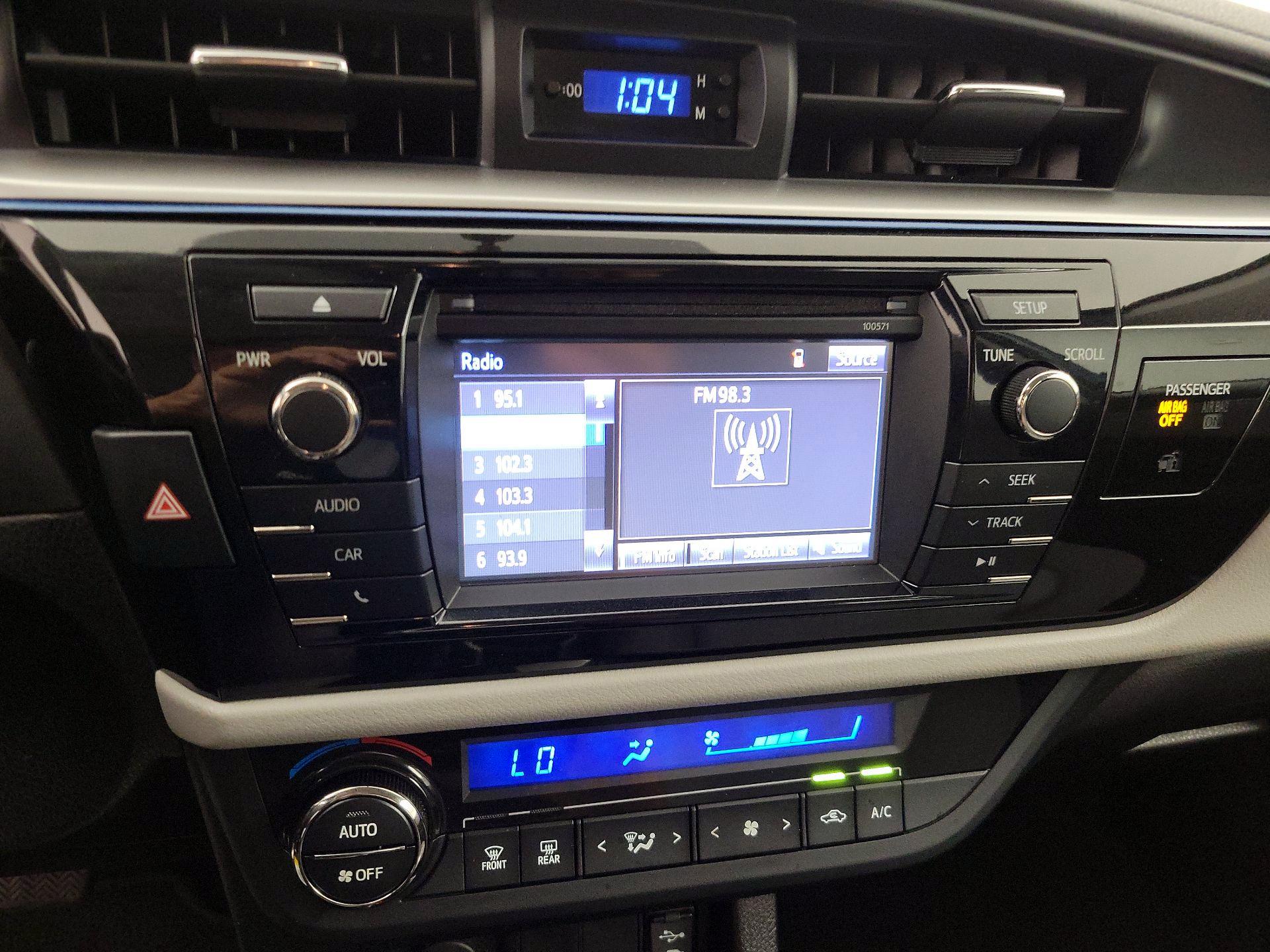 Thumbnail: 2016 Toyota Corolla - 15