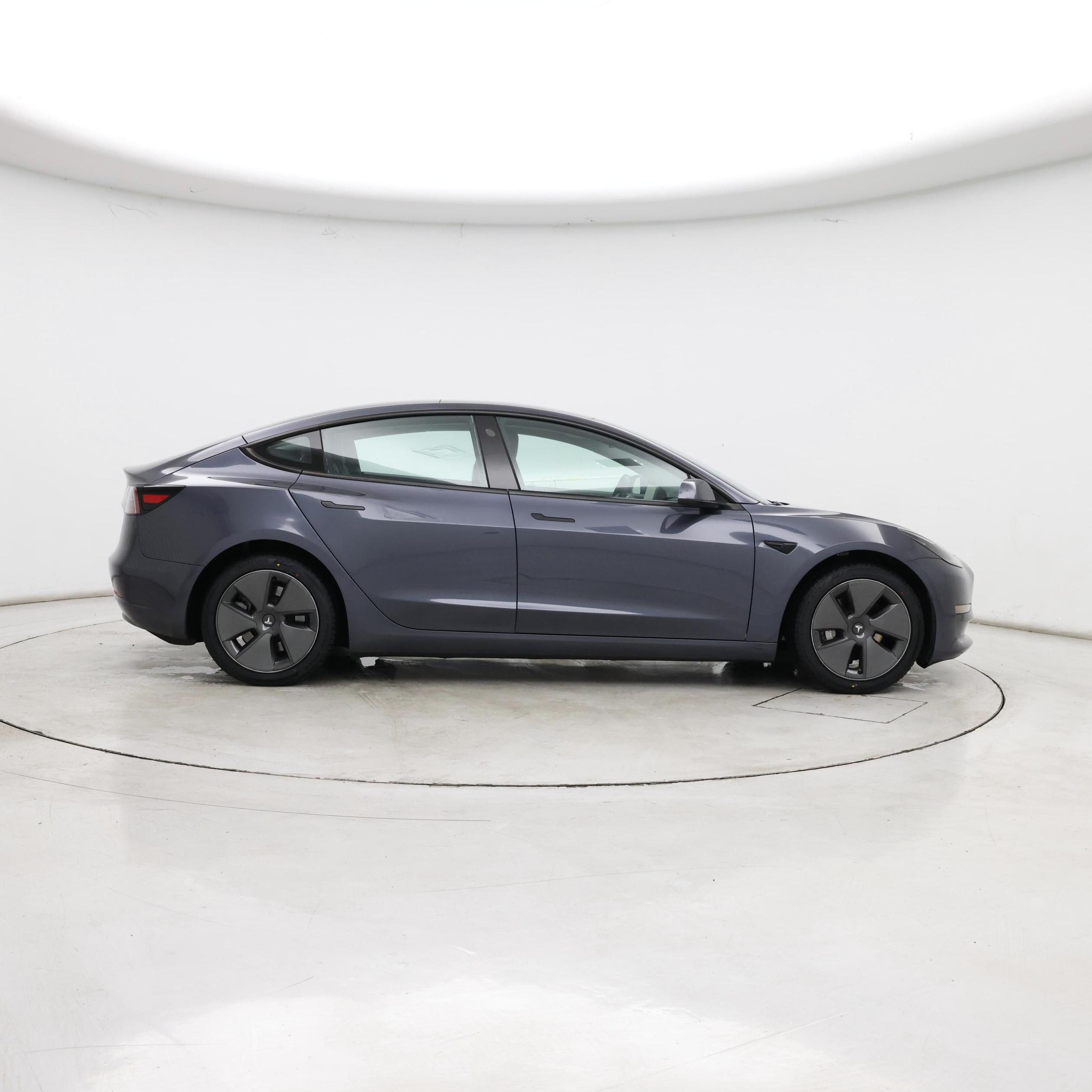 Thumbnail: 2023 Tesla Model 3 - 7