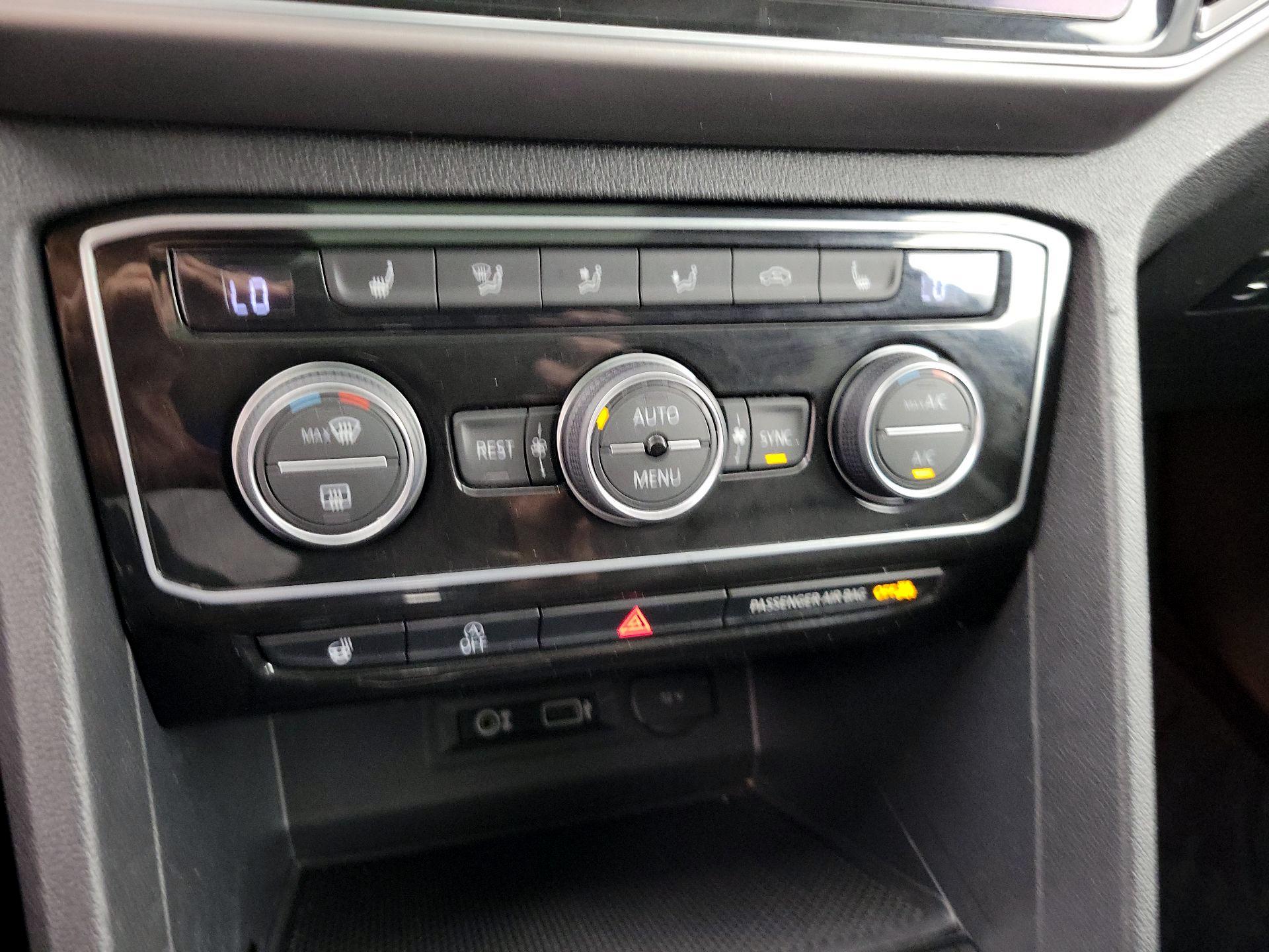 Thumbnail: 2019 Volkswagen Atlas - 17