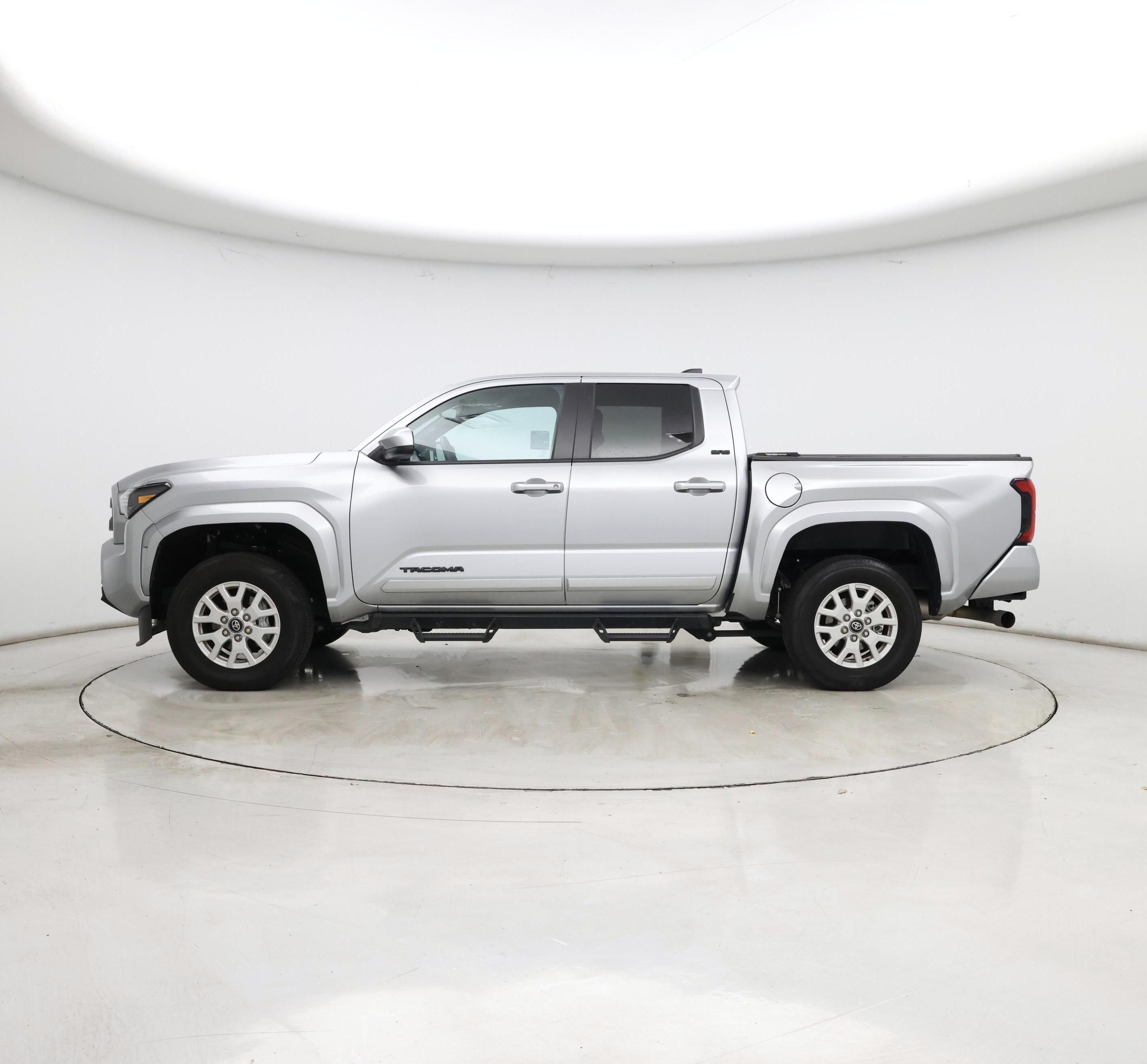 Thumbnail: 2024 Toyota Tacoma - 3