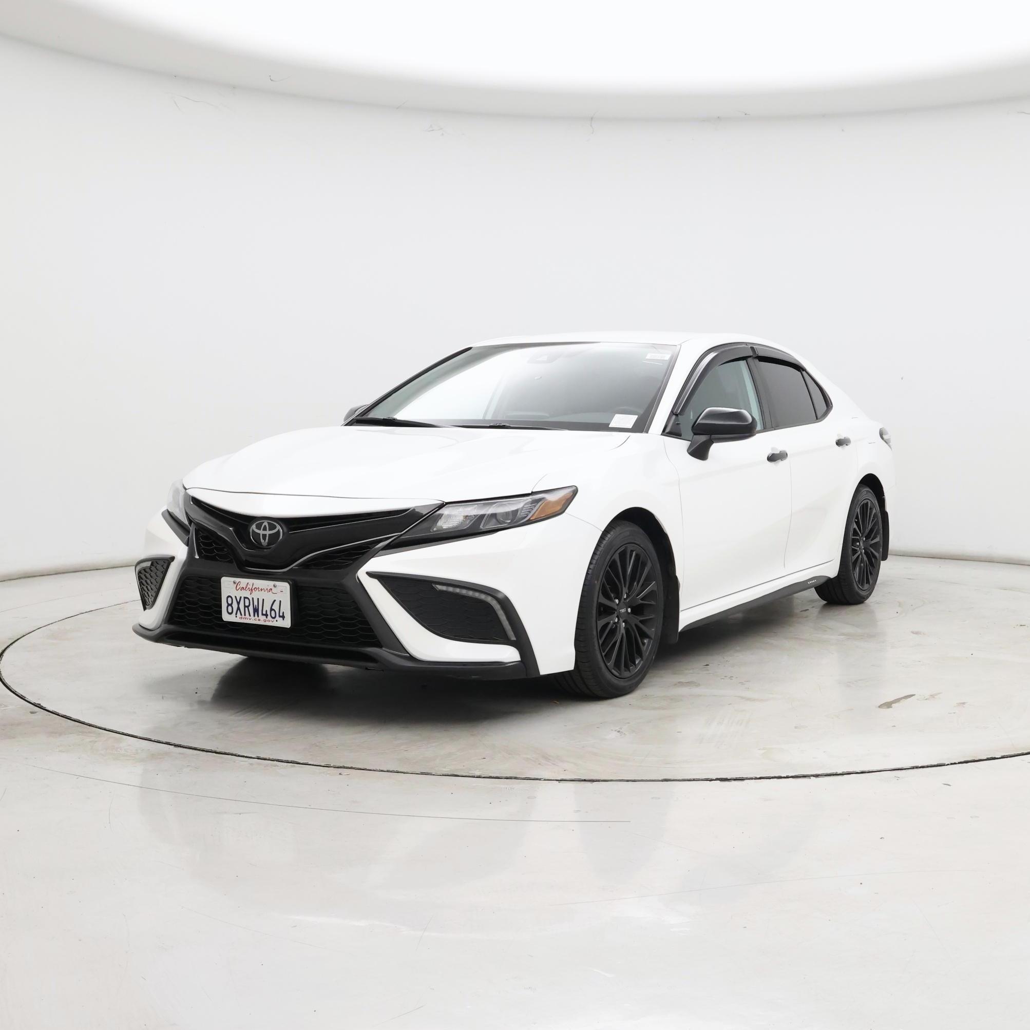 Thumbnail: 2021 Toyota Camry - 4