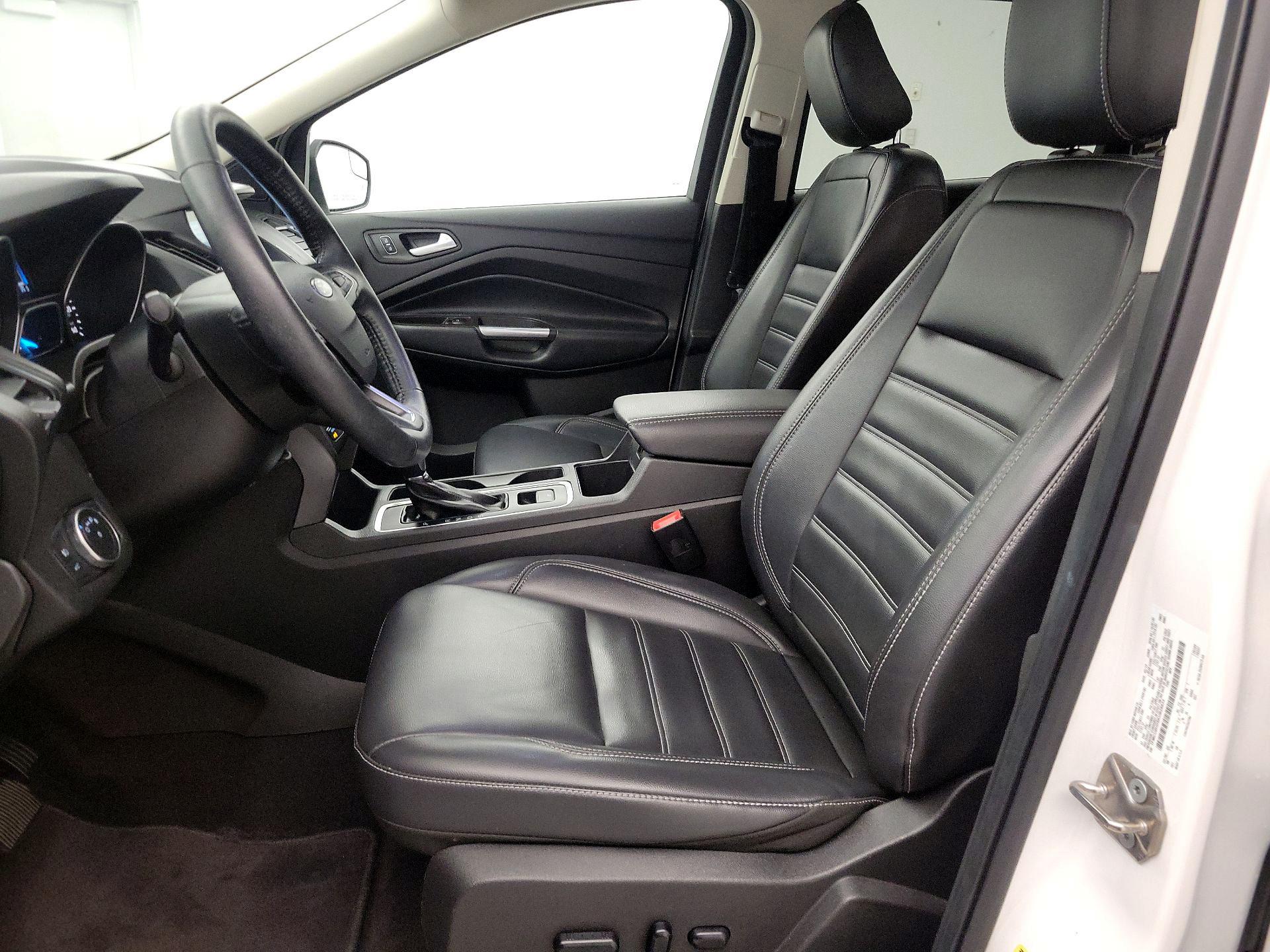 Thumbnail: 2019 Ford Escape - 11