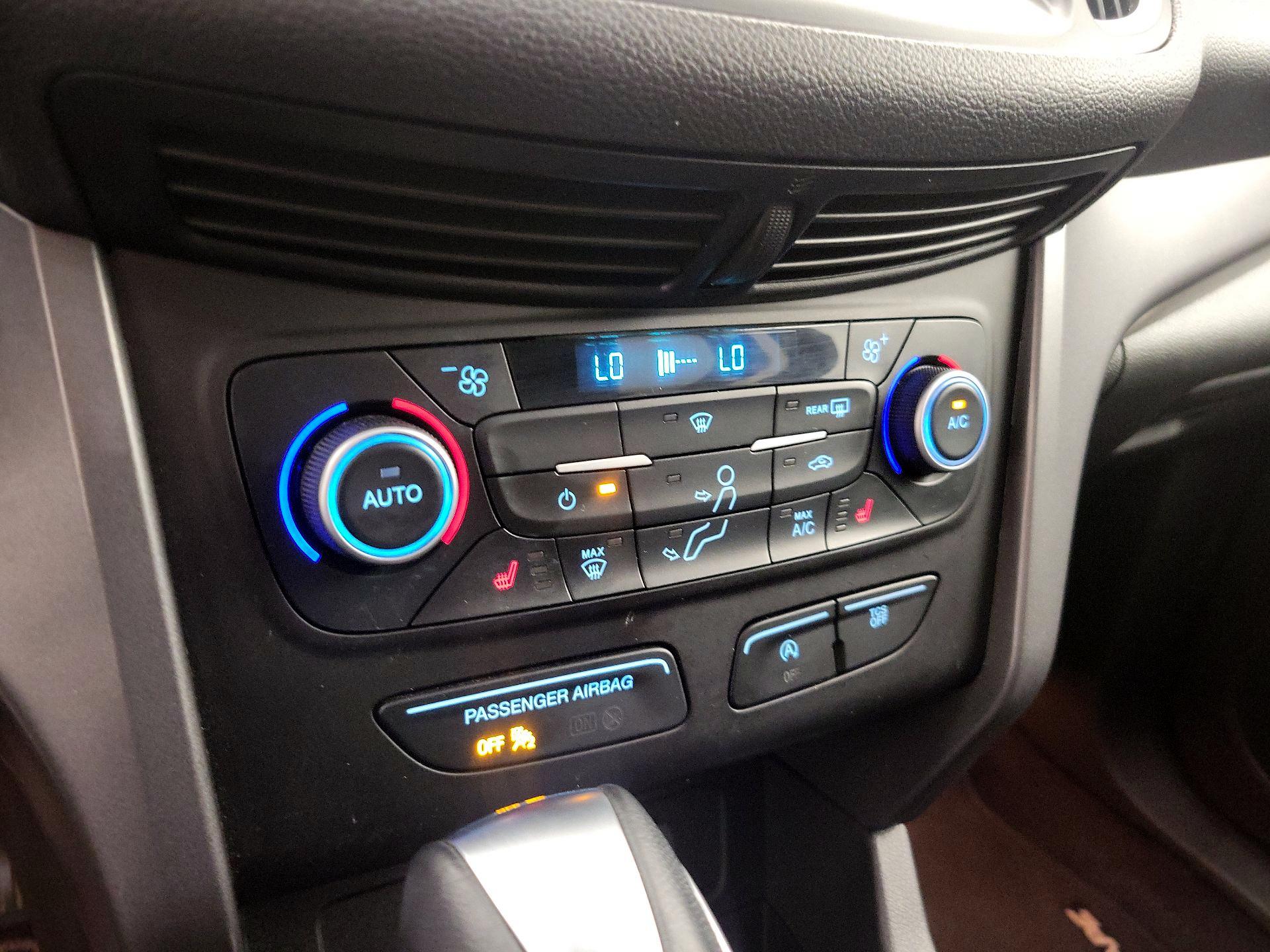 Thumbnail: 2019 Ford Escape - 16