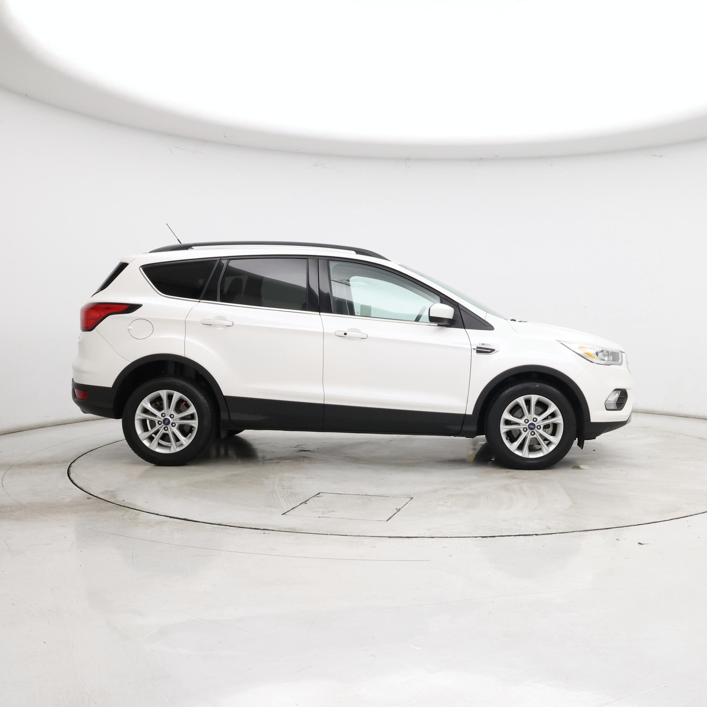 Thumbnail: 2019 Ford Escape - 7
