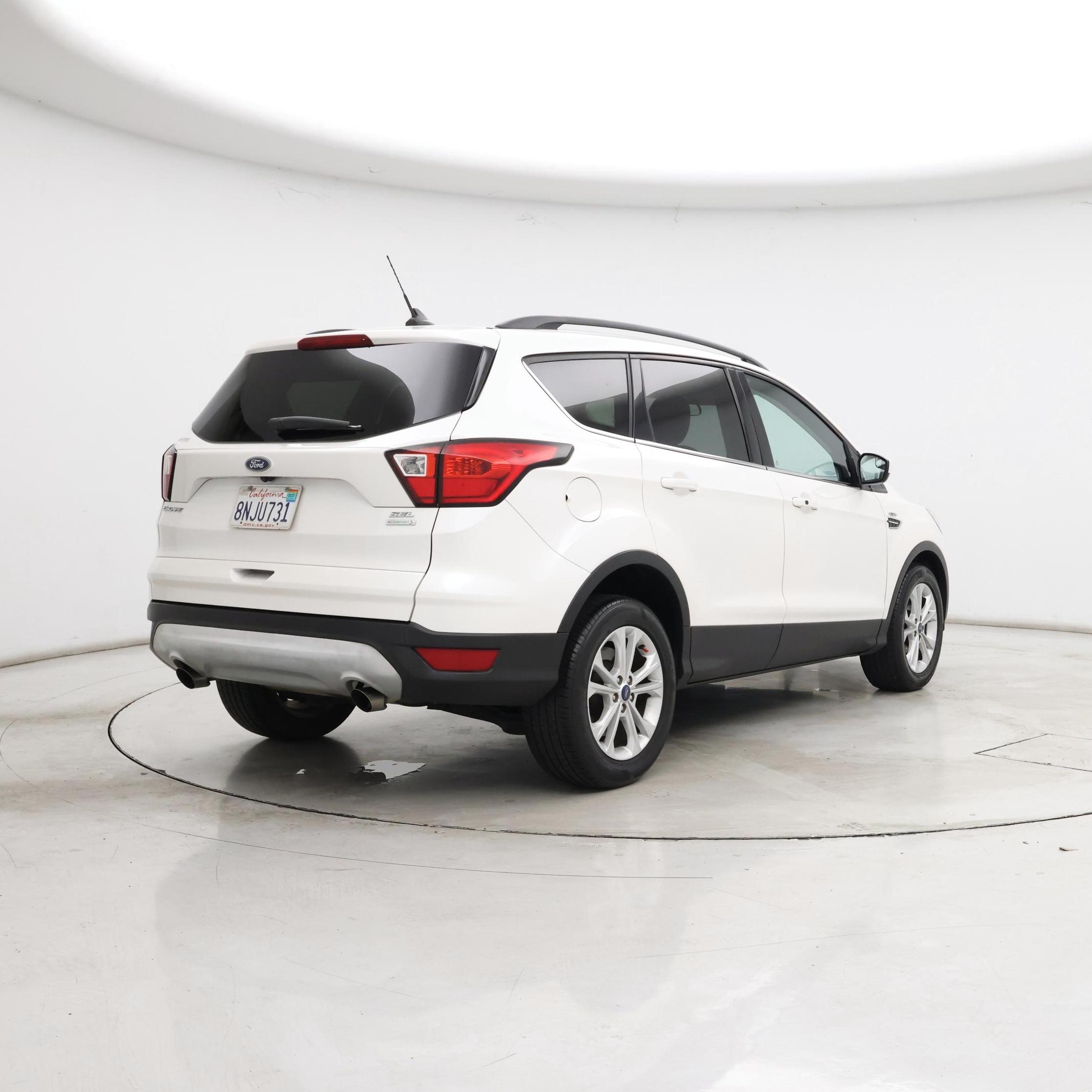 Thumbnail: 2019 Ford Escape - 8