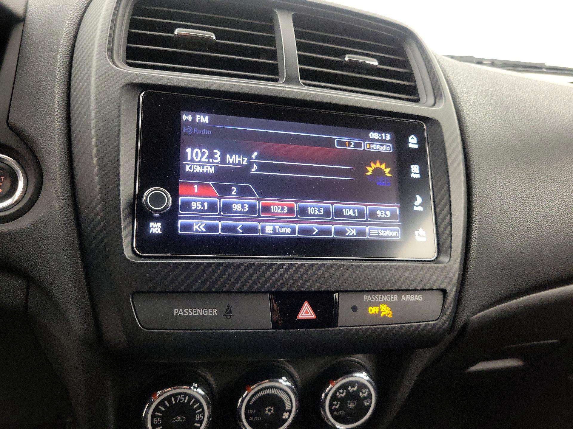 Thumbnail: 2019 Mitsubishi Outlander Sport - 15