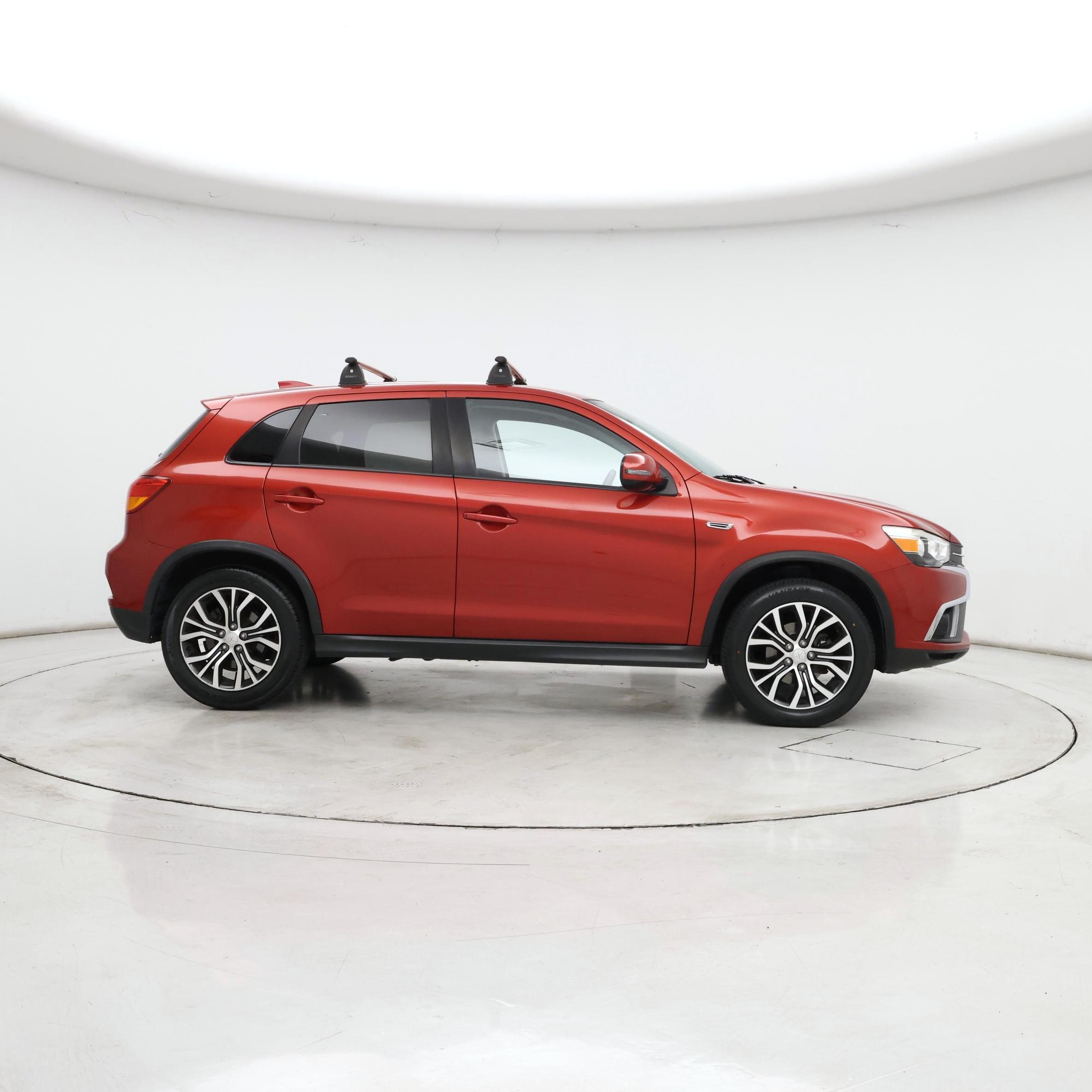 Thumbnail: 2019 Mitsubishi Outlander Sport - 7