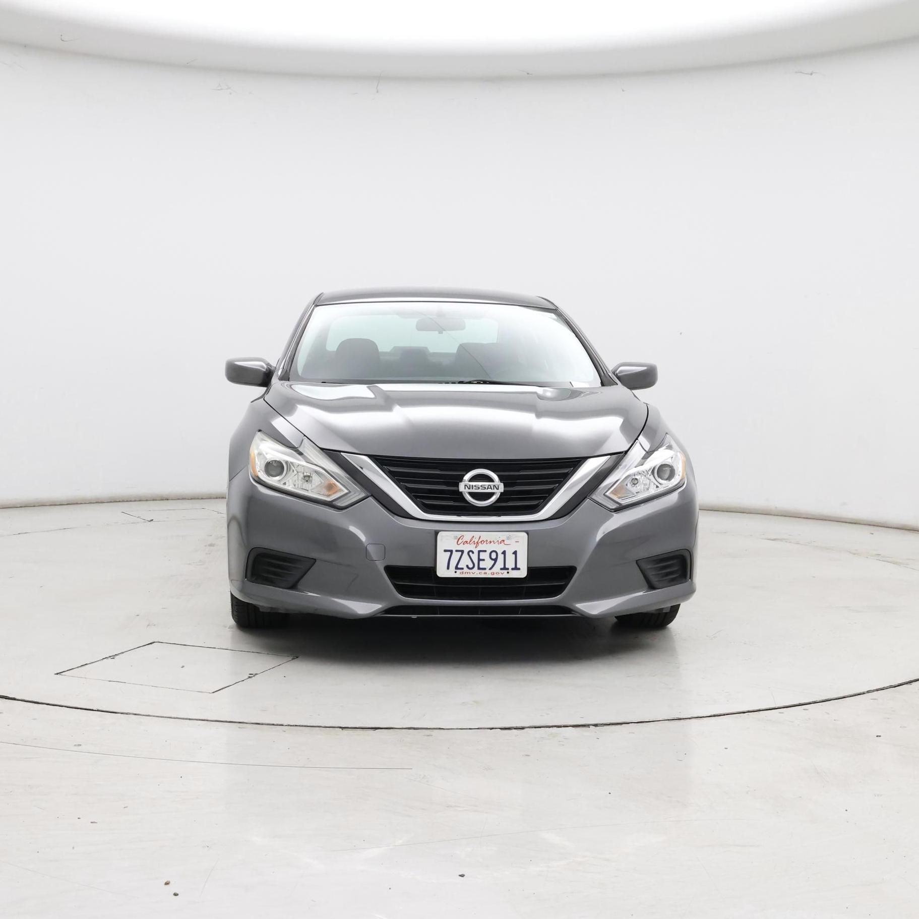 Thumbnail: 2017 Nissan Altima - 5