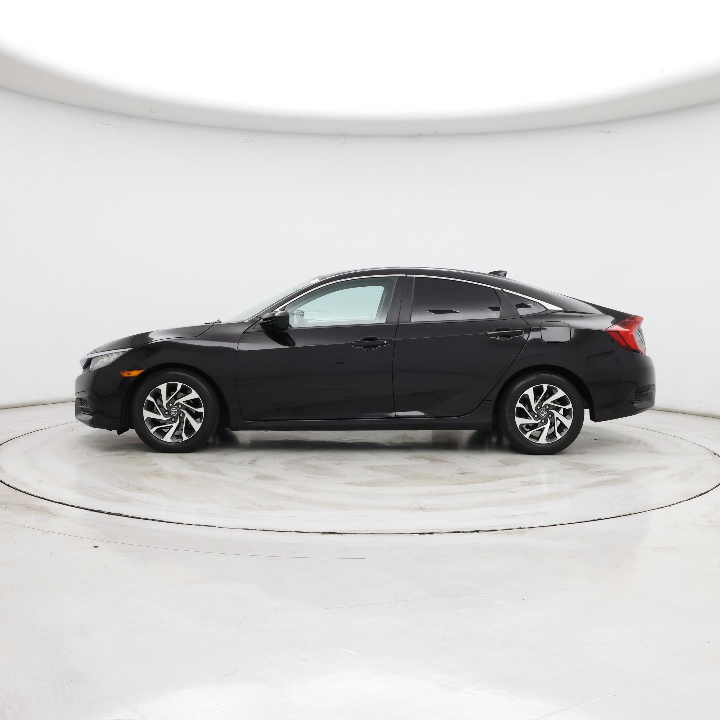 Thumbnail: 2018 Honda Civic - 3