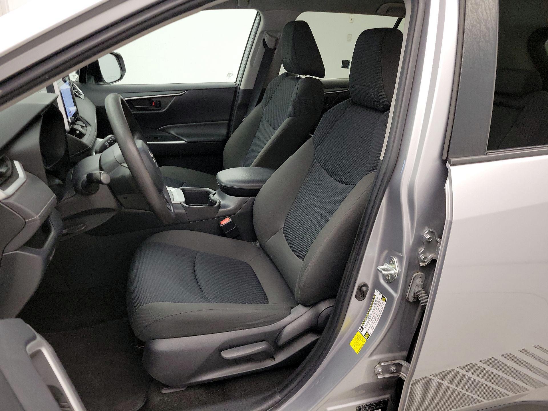 Thumbnail: 2023 Toyota RAV4 - 11