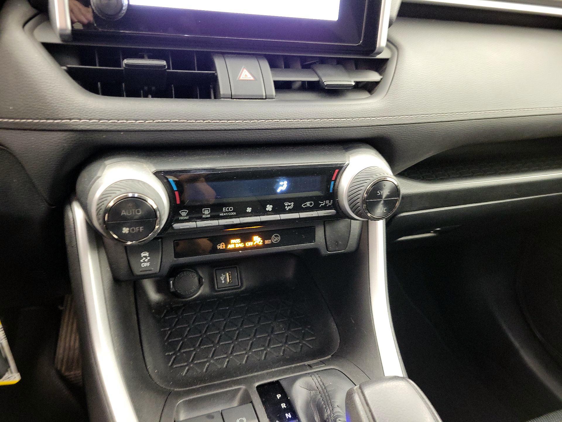 Thumbnail: 2023 Toyota RAV4 - 16