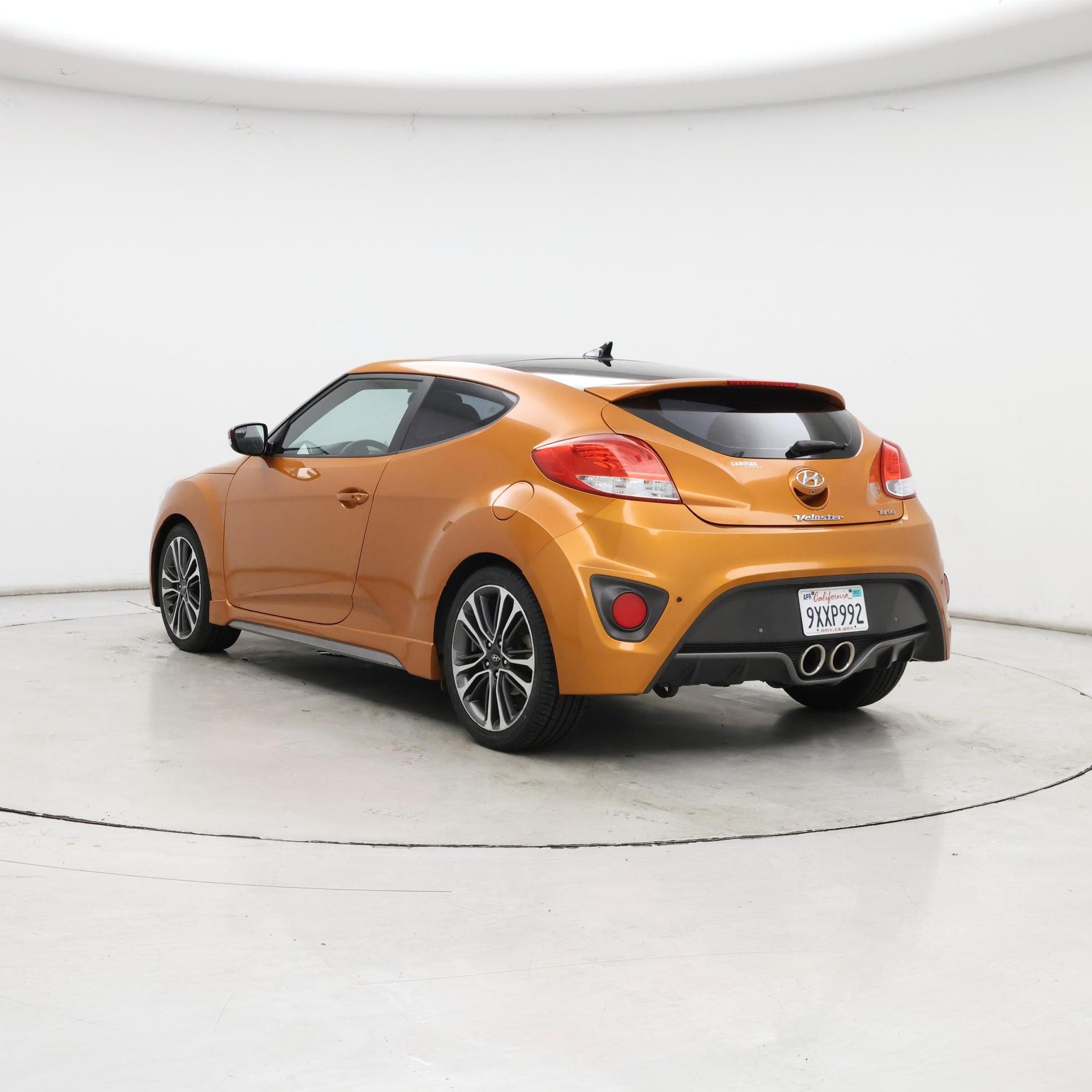 Thumbnail: 2016 Hyundai Veloster - 2
