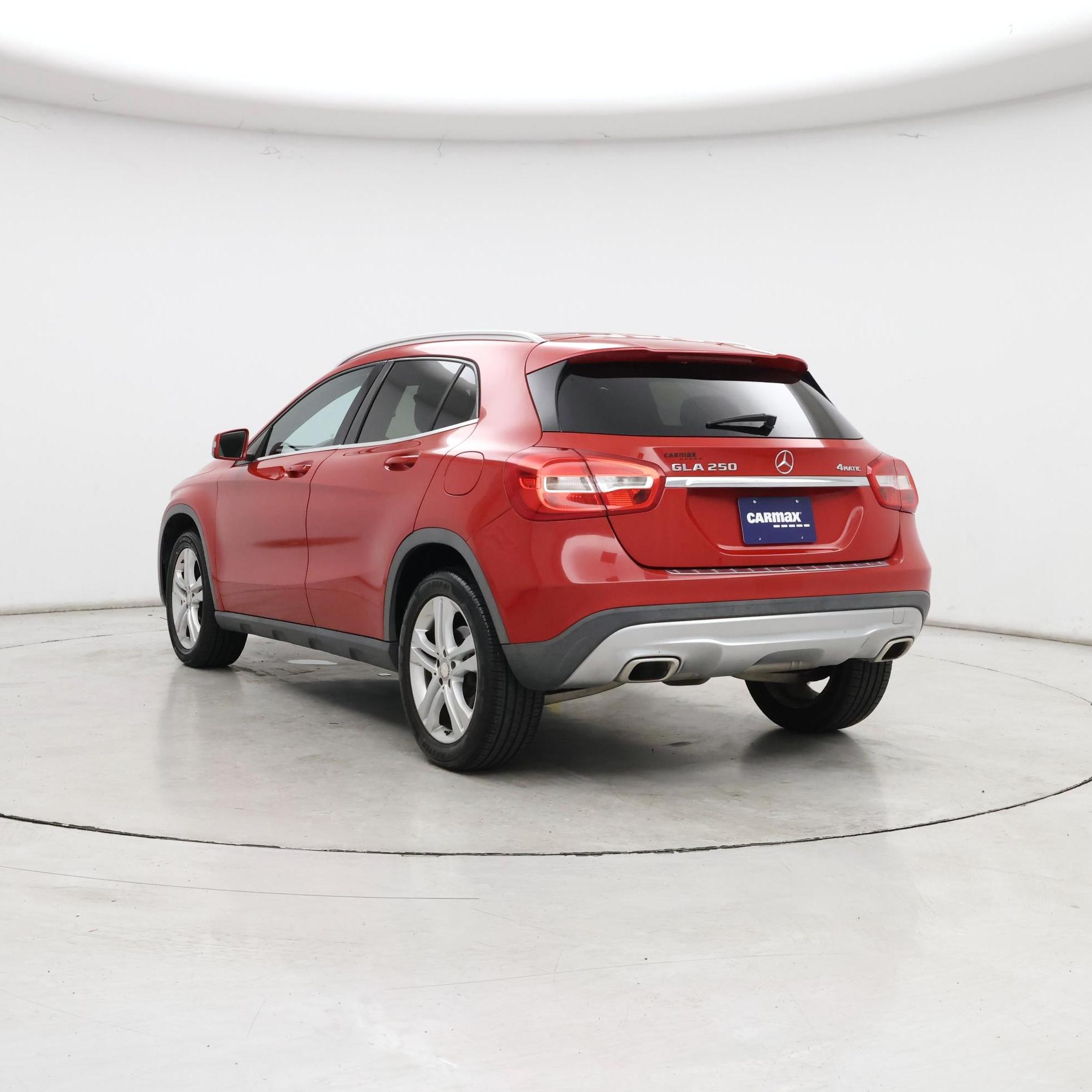Thumbnail: 2017 Mercedes-Benz GLA - 2