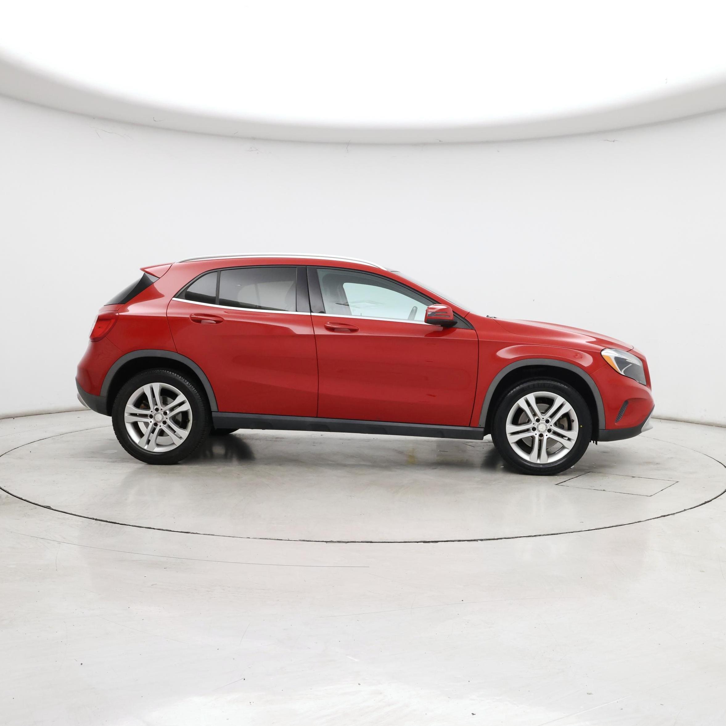 Thumbnail: 2017 Mercedes-Benz GLA - 7