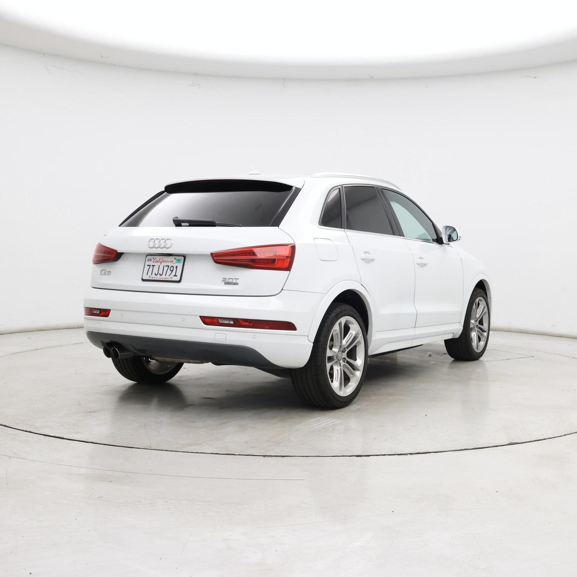 Thumbnail: 2016 Audi Q3 - 8