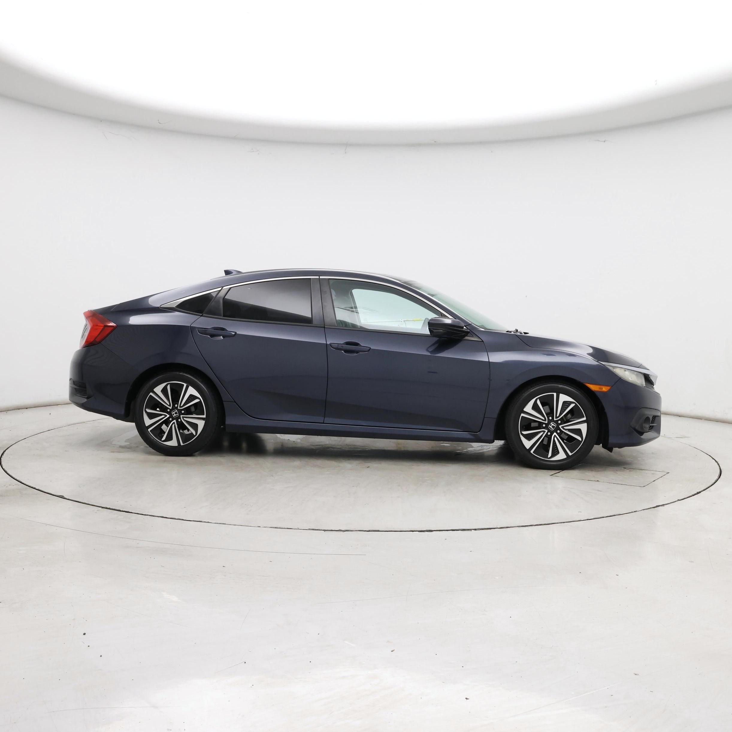 Thumbnail: 2016 Honda Civic - 7