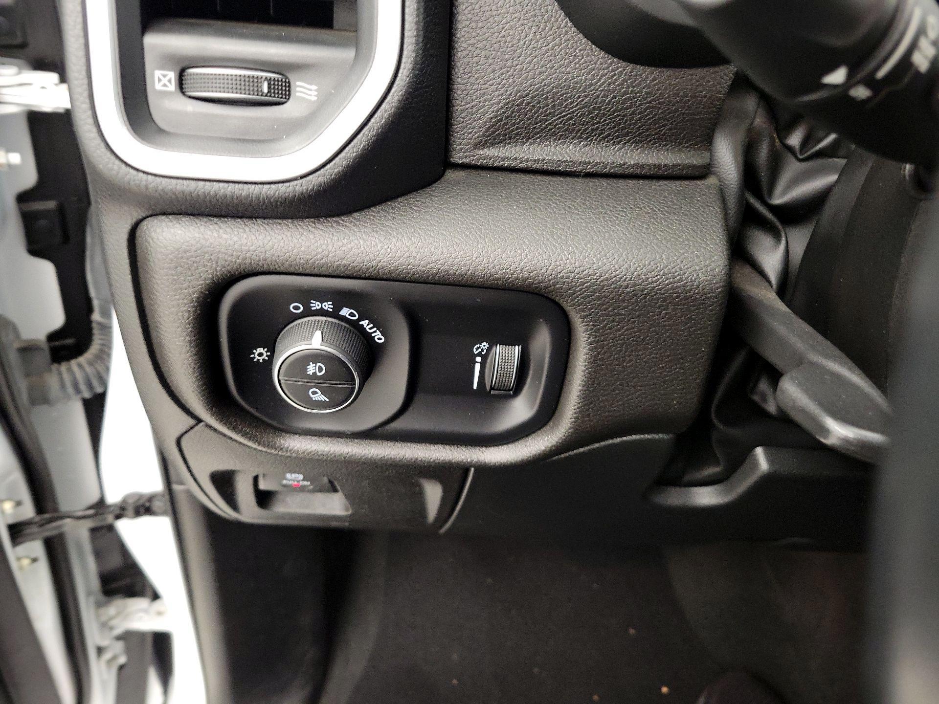 Thumbnail: 2022 RAM 1500 - 13
