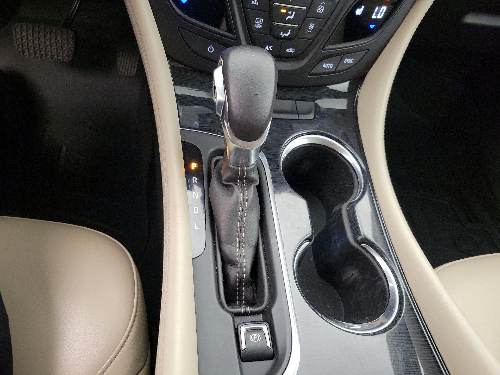 Thumbnail: 2017 Buick Envision - 17